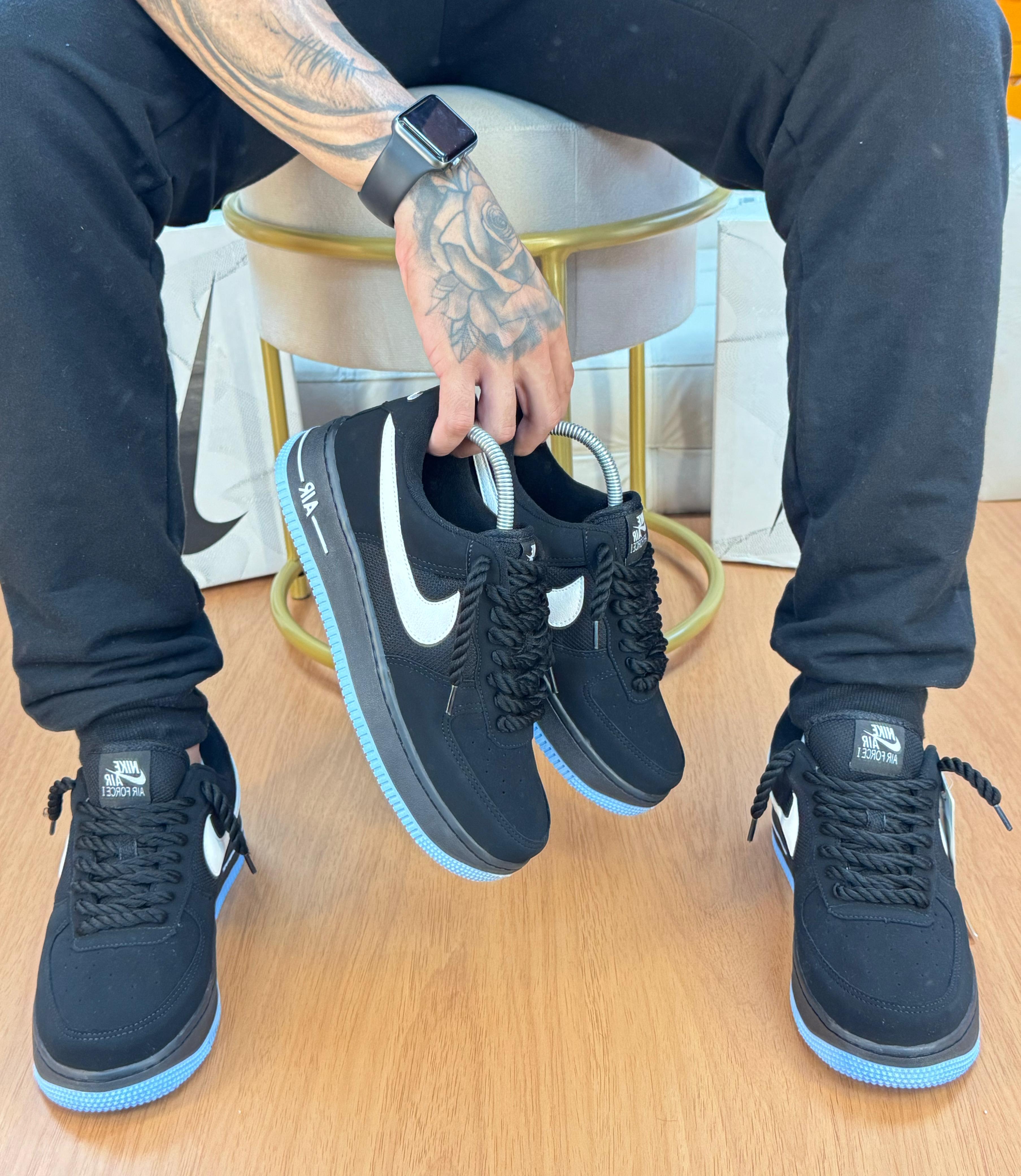Nike Air Force Camurça Nobuk Preto/Azul