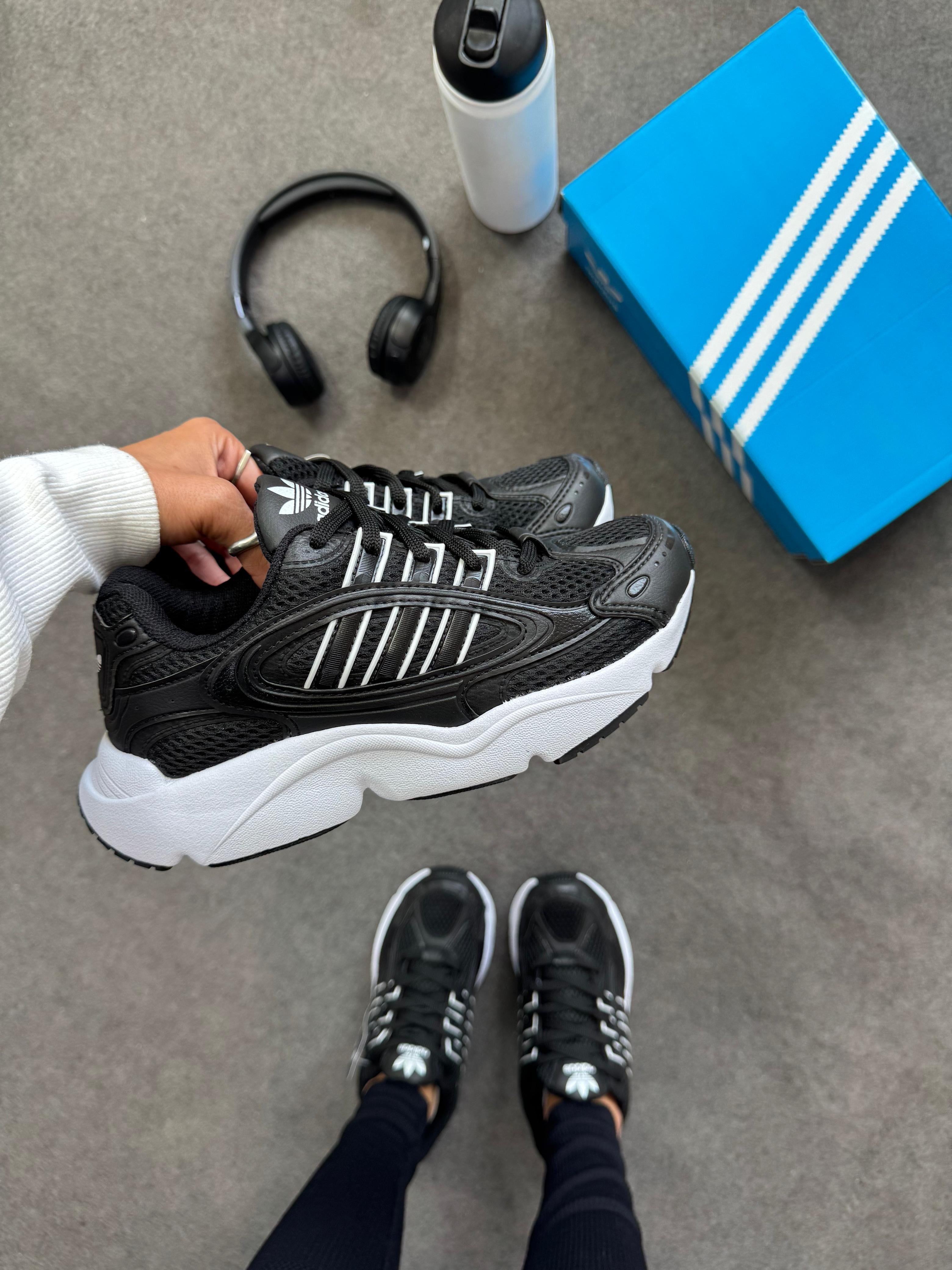 Adidas OZMILLEN Preto