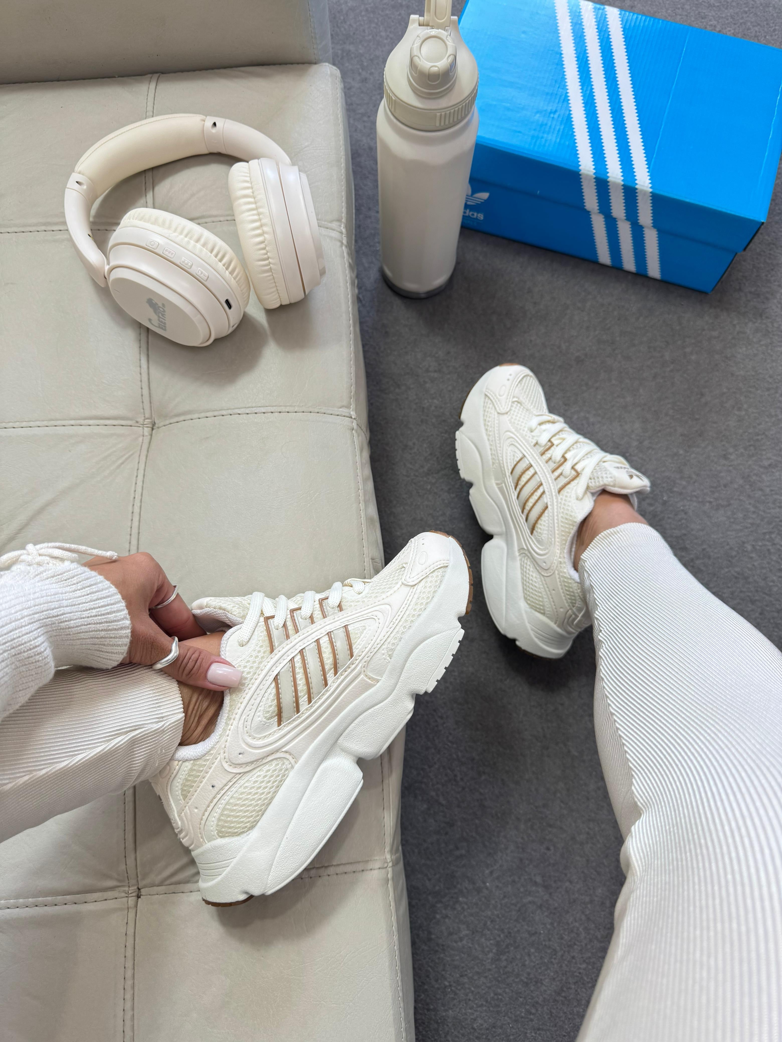 Adidas OZMILLEN Off