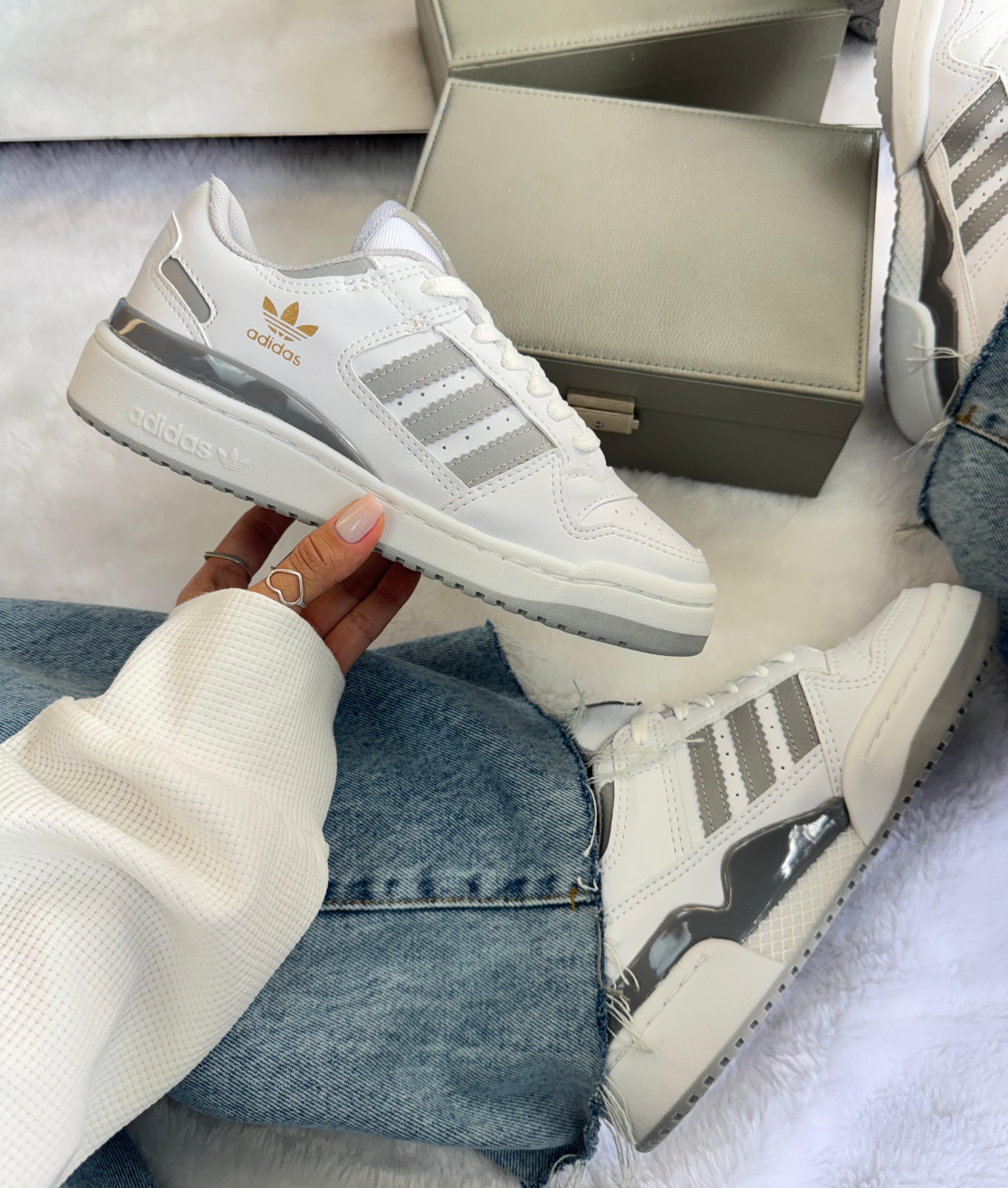 Adidas Fórum Cadarço Cinza
