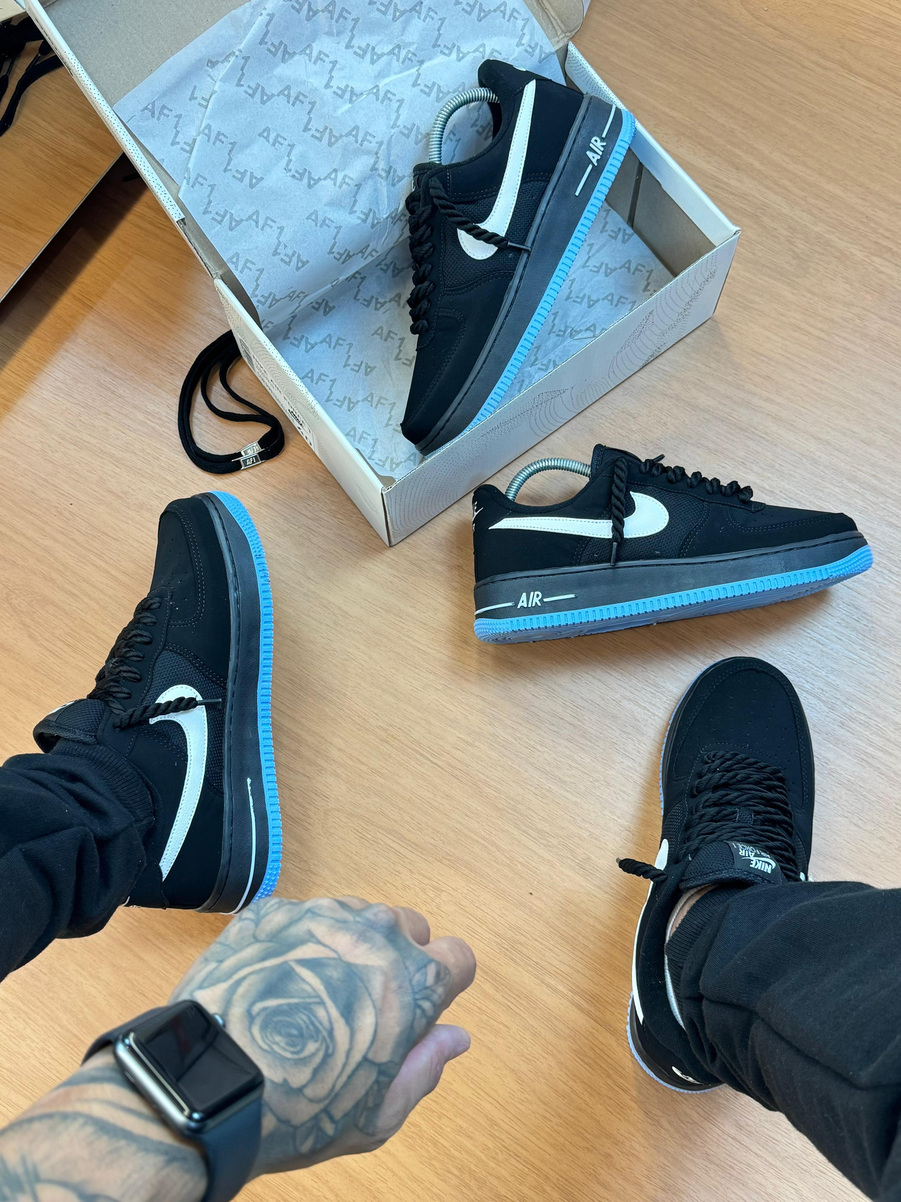 Nike Air Force Camurça Nobuk Preto/Azul