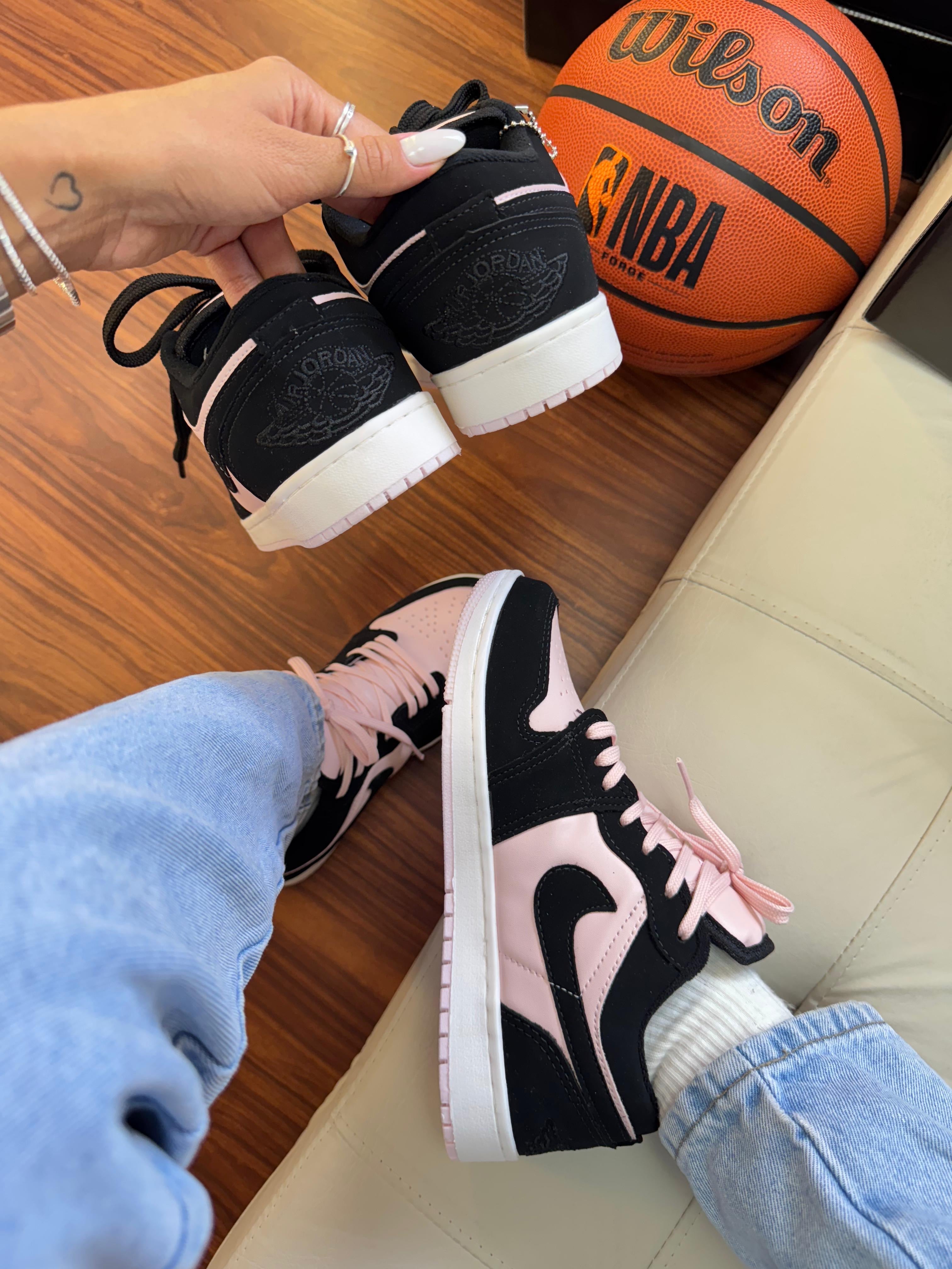Jordan Low Pink