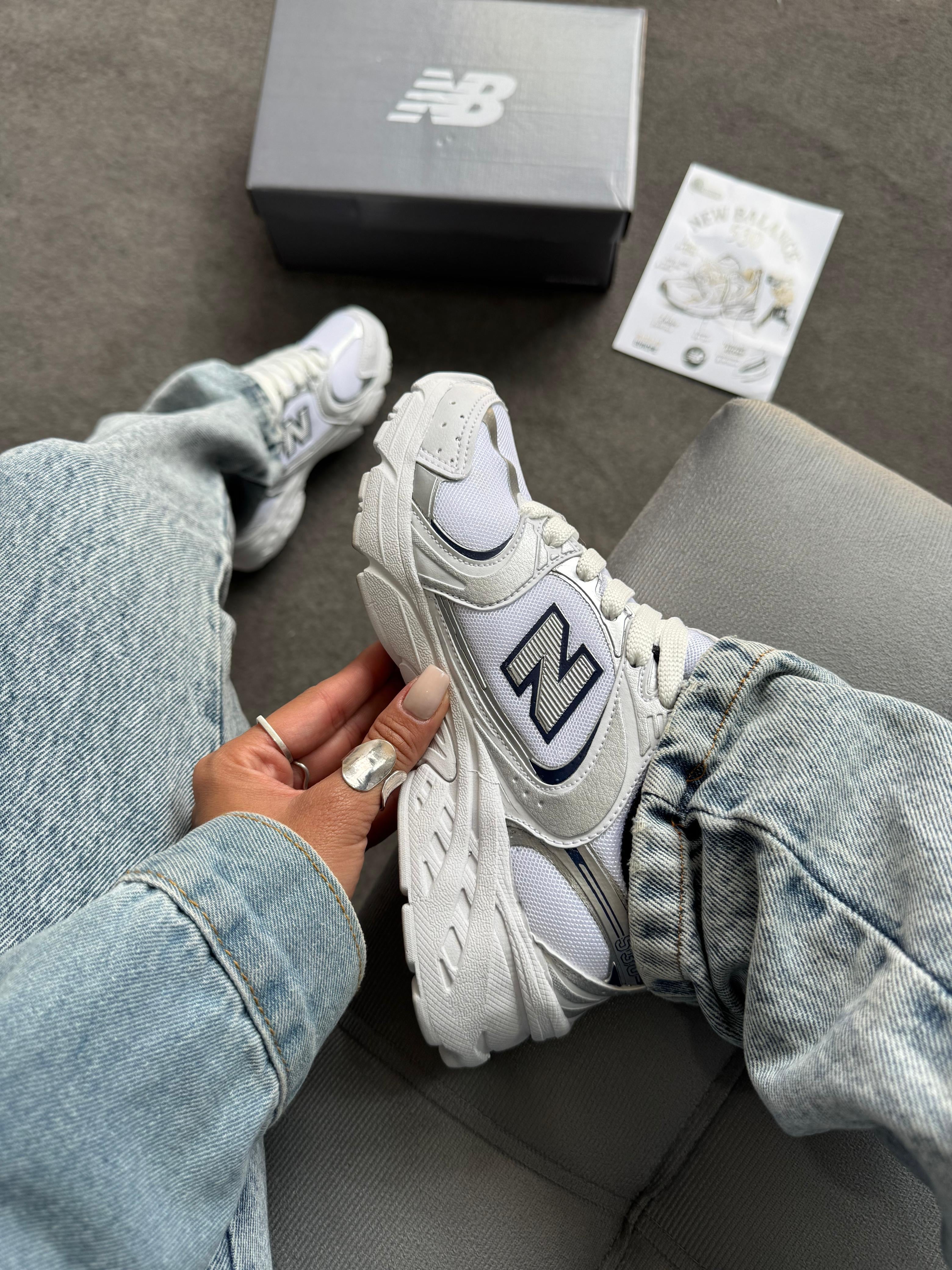 NB 530 Branco/Marinho