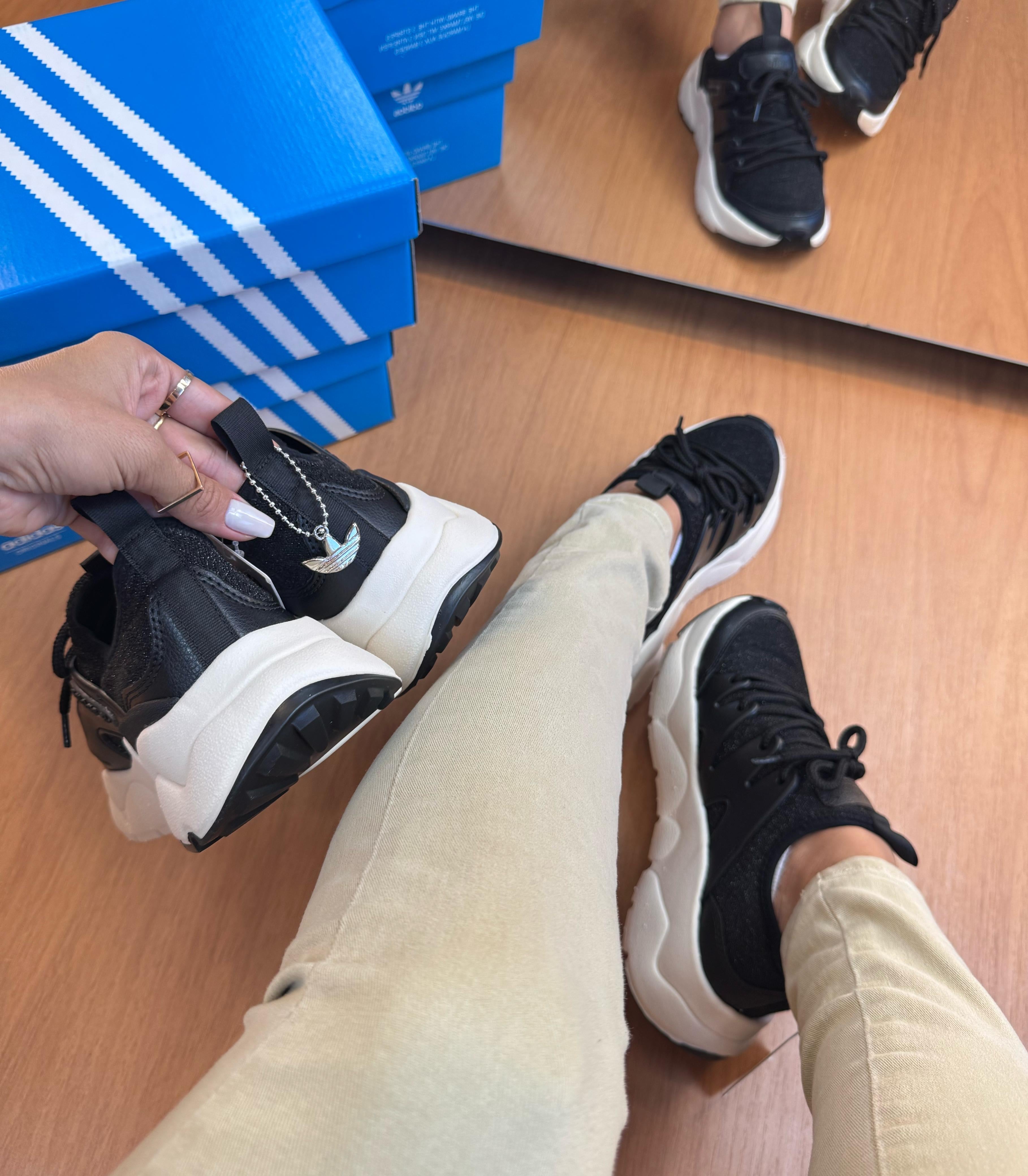 Adidas Knit Mesh Preto