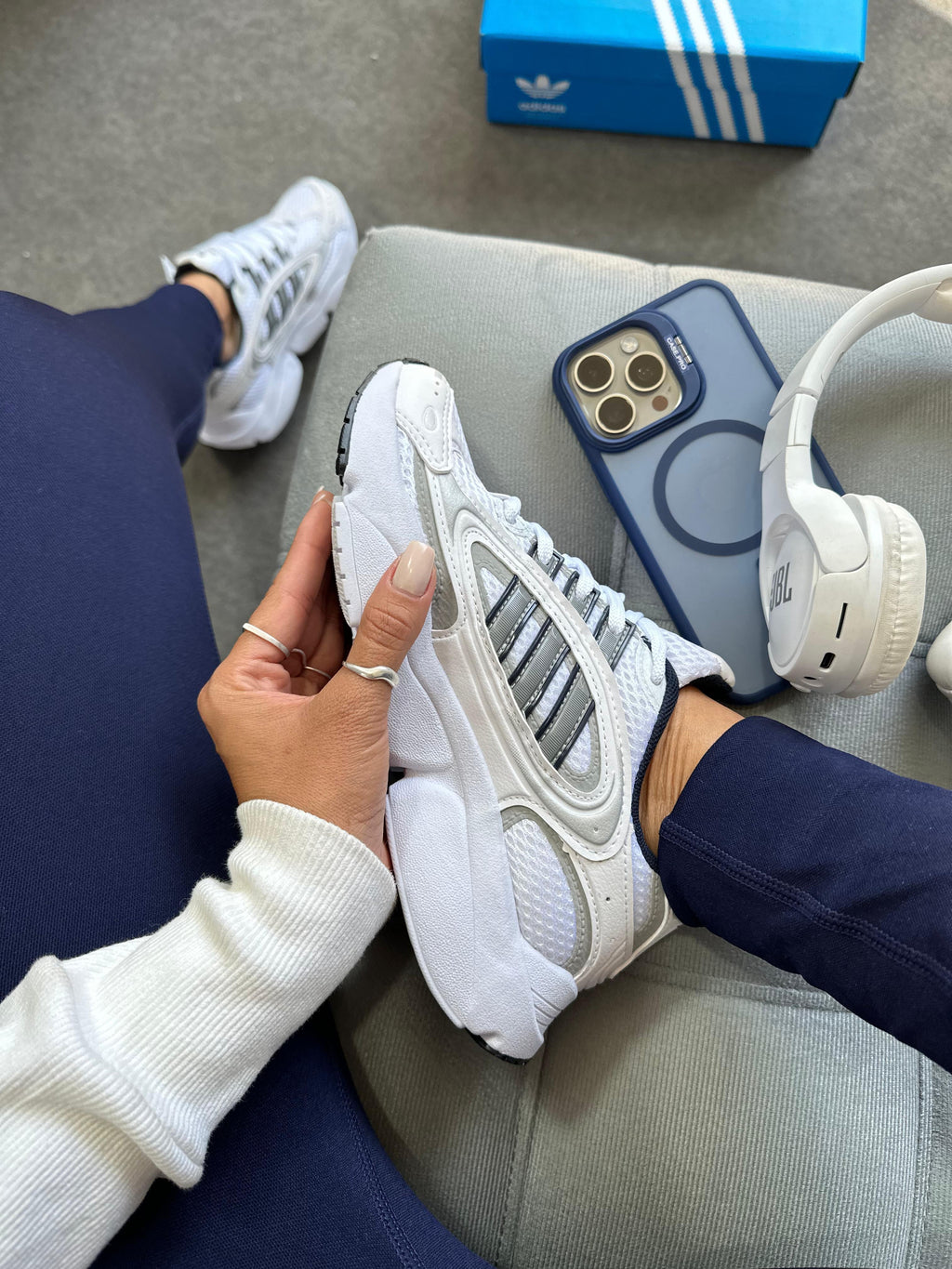 Adidas OZMILLEN Branco