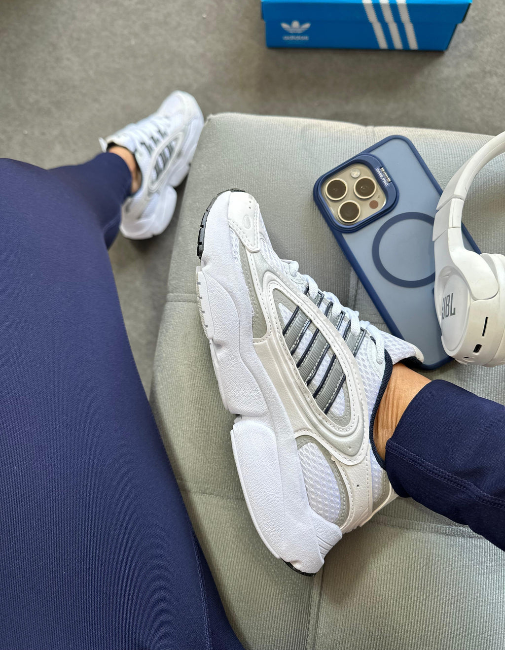 Adidas OZMILLEN Branco