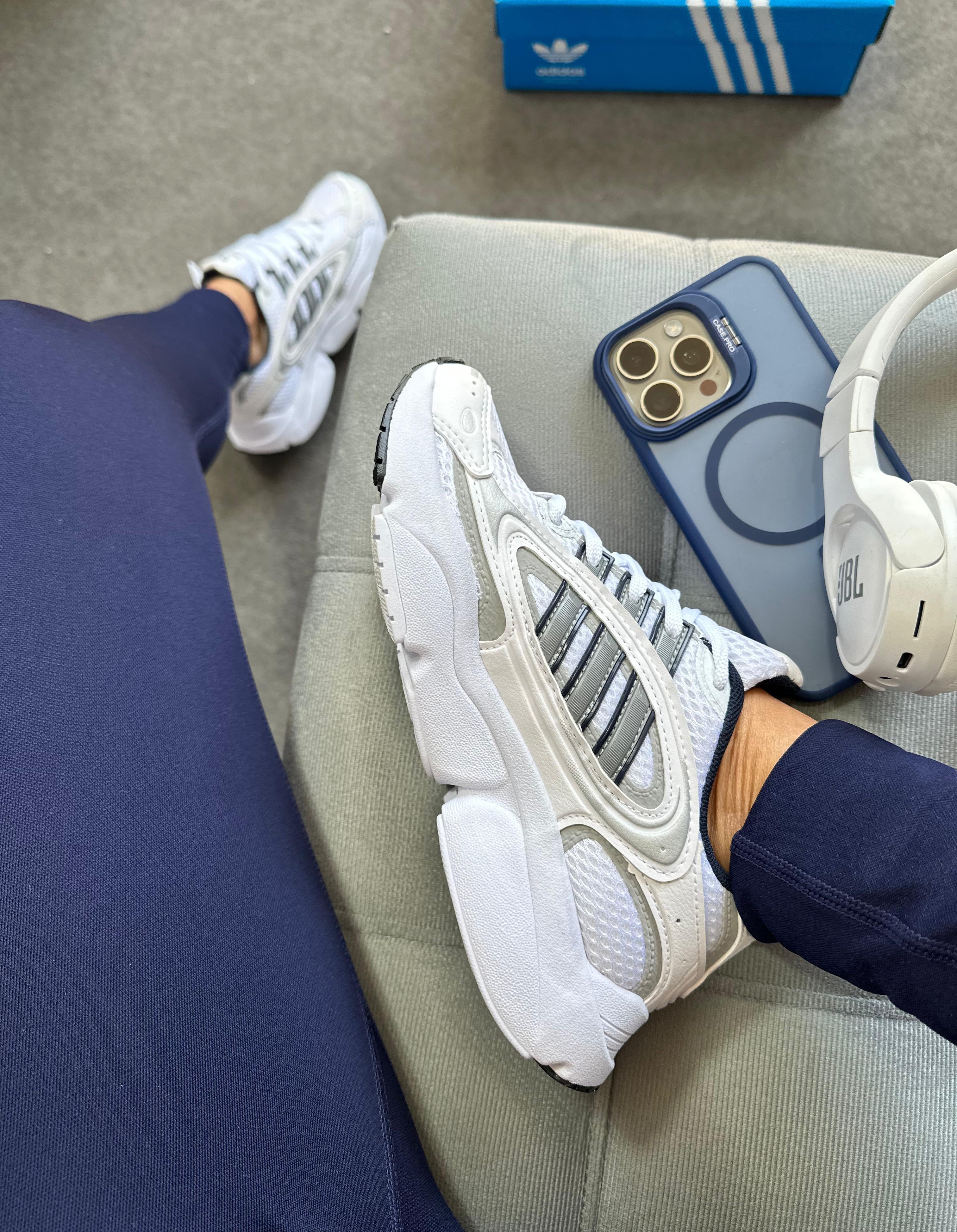 Adidas OZMILLEN Branco