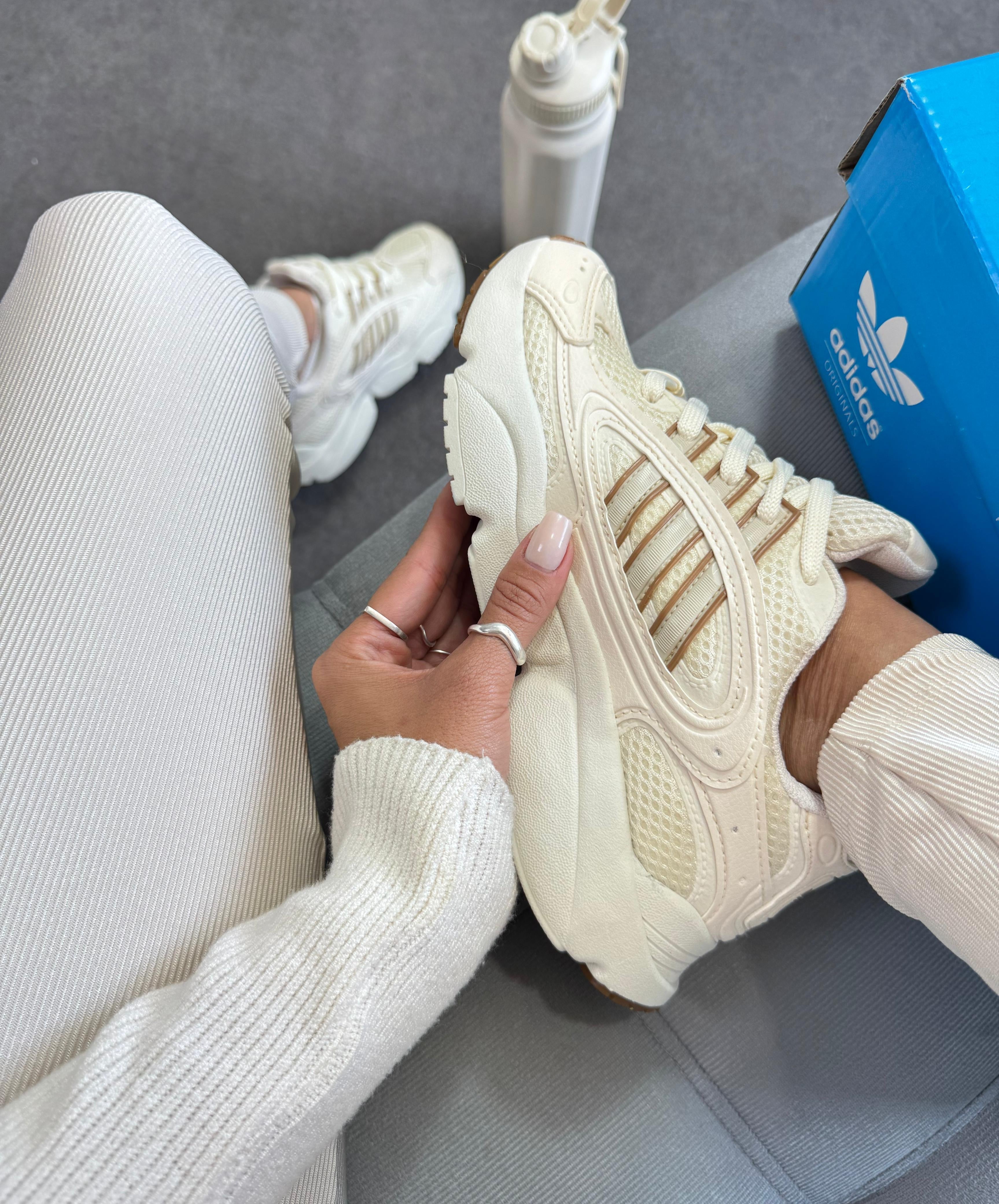 Adidas OZMILLEN Off