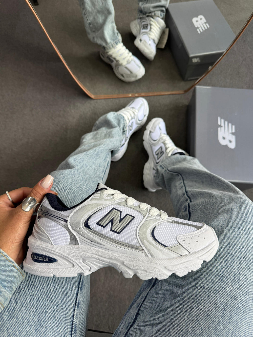 NB 530 Branco/Marinho