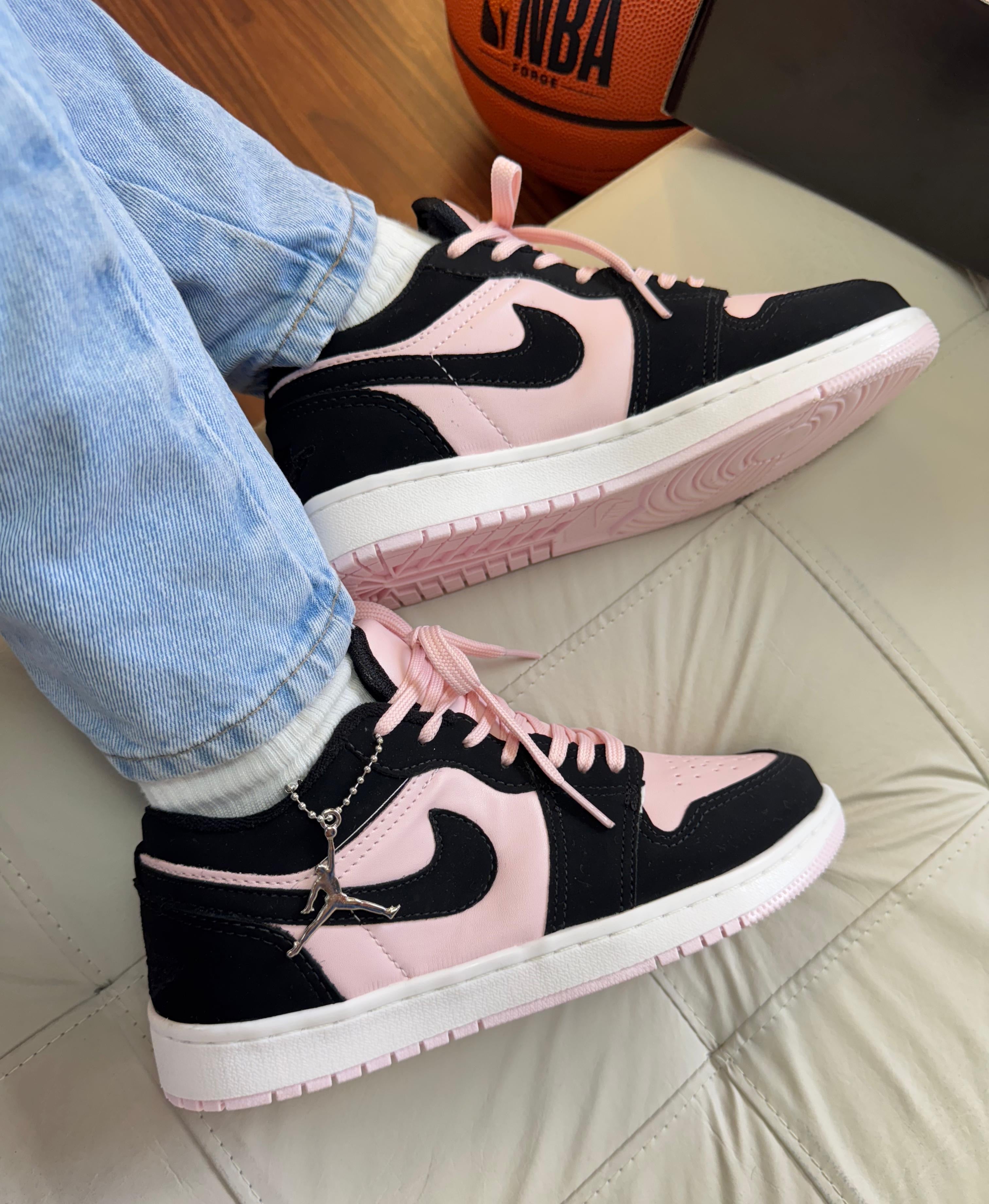 Jordan Low Pink