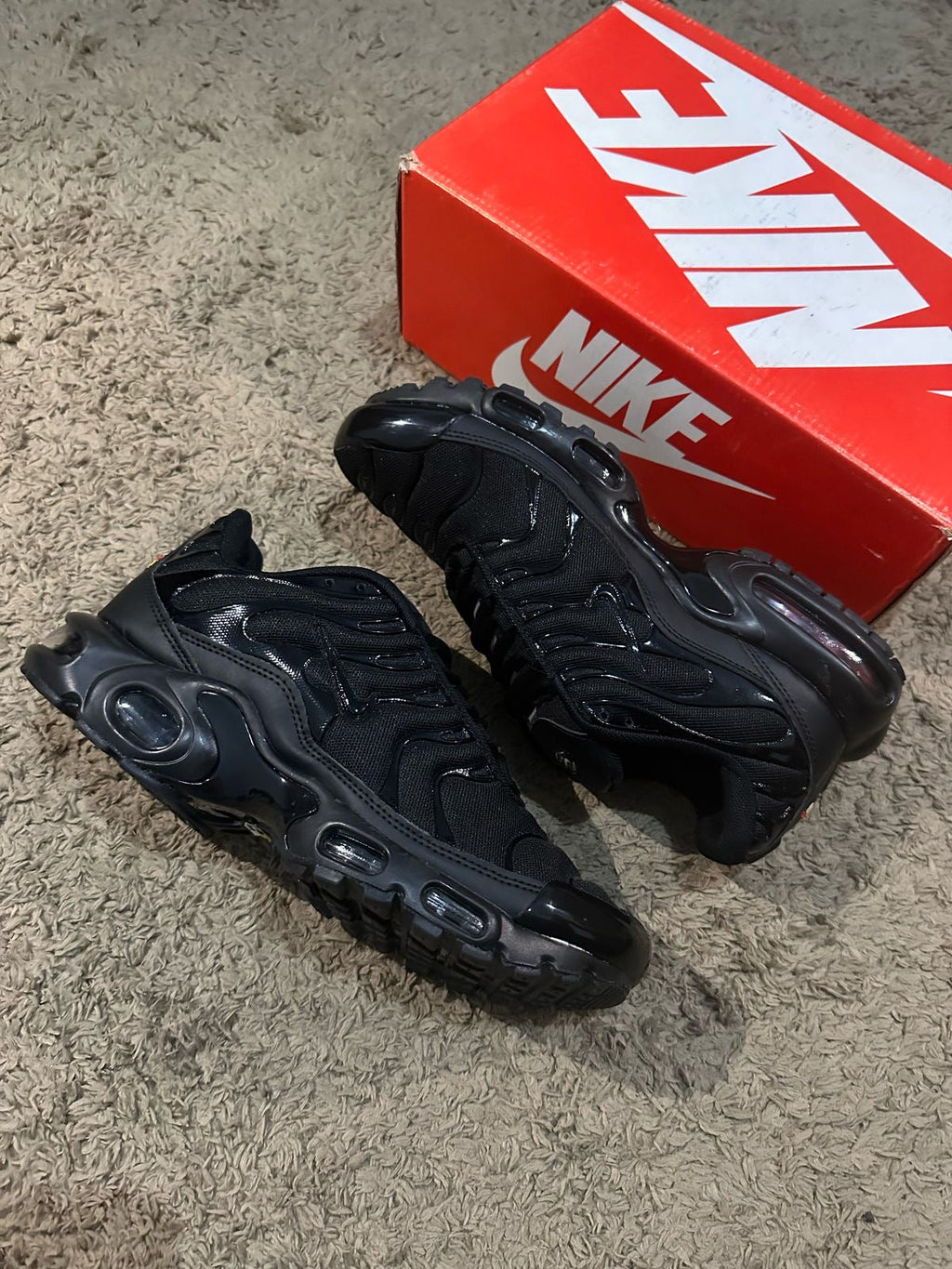 TN1 Triple Black Importado