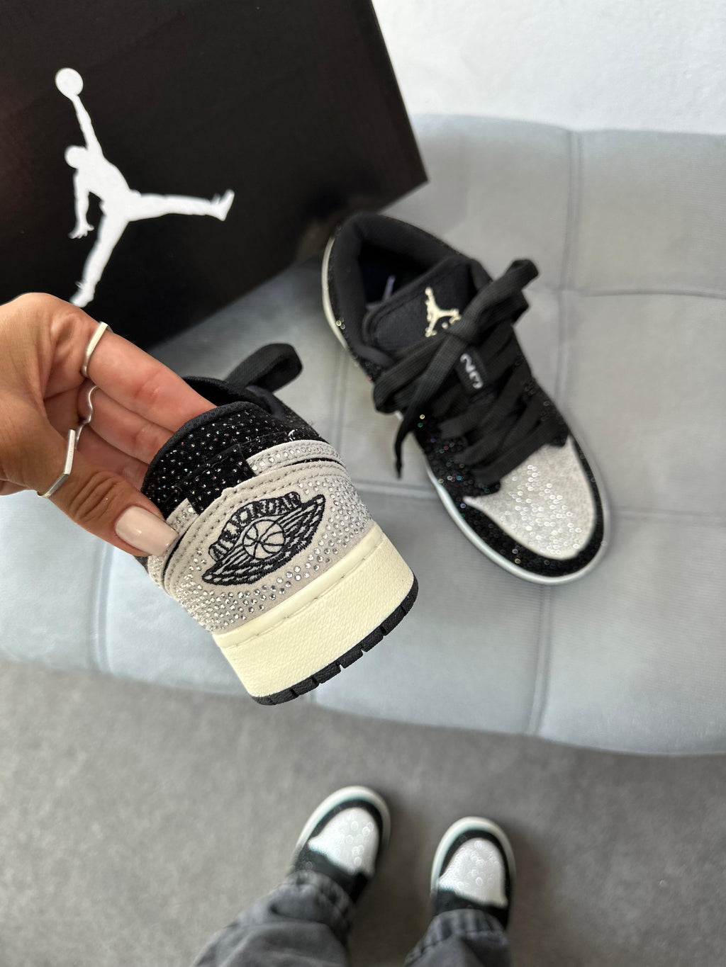 Jordan Low Strass Glow Preto