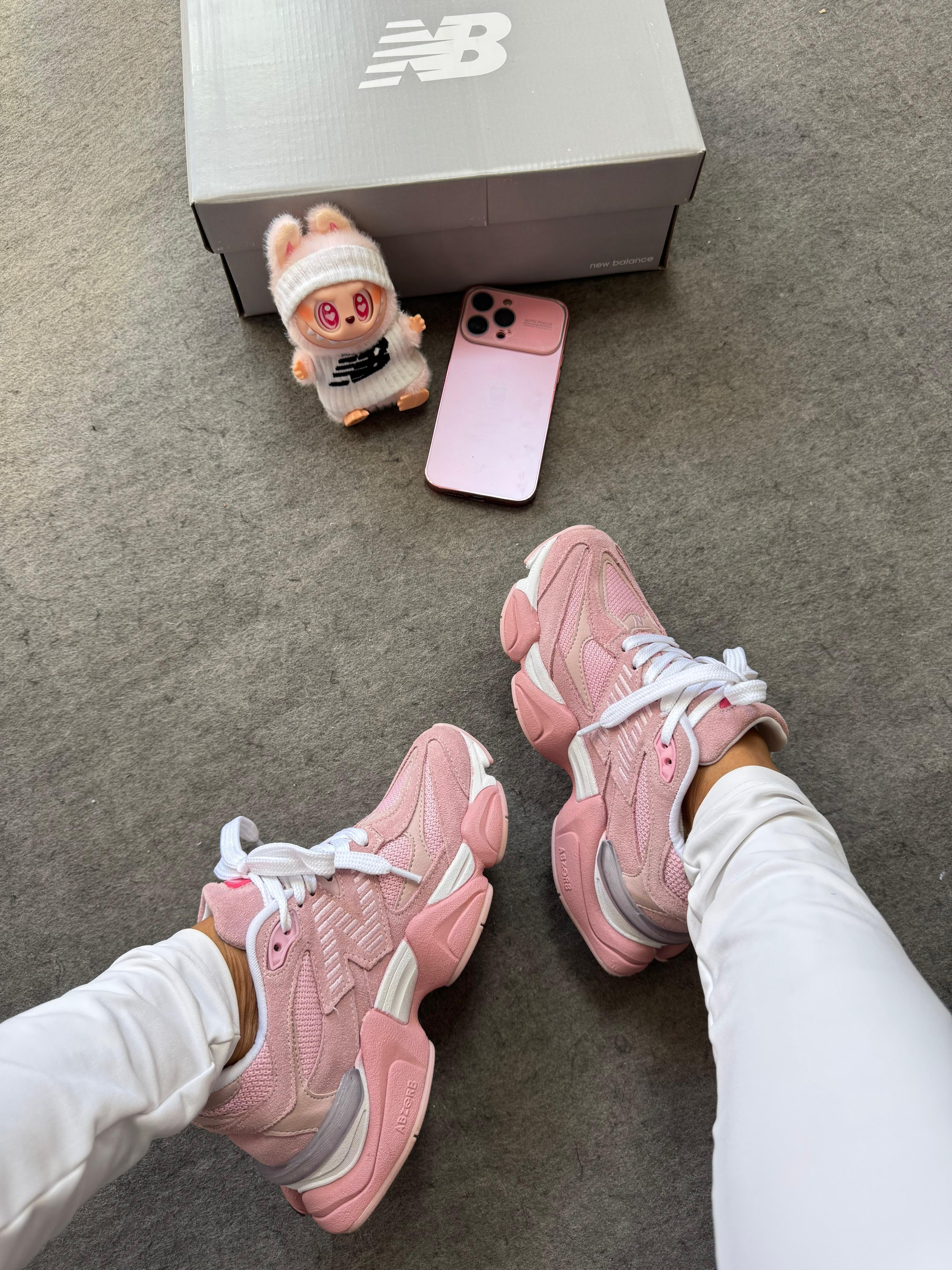 NB 9060 Rosa Couro