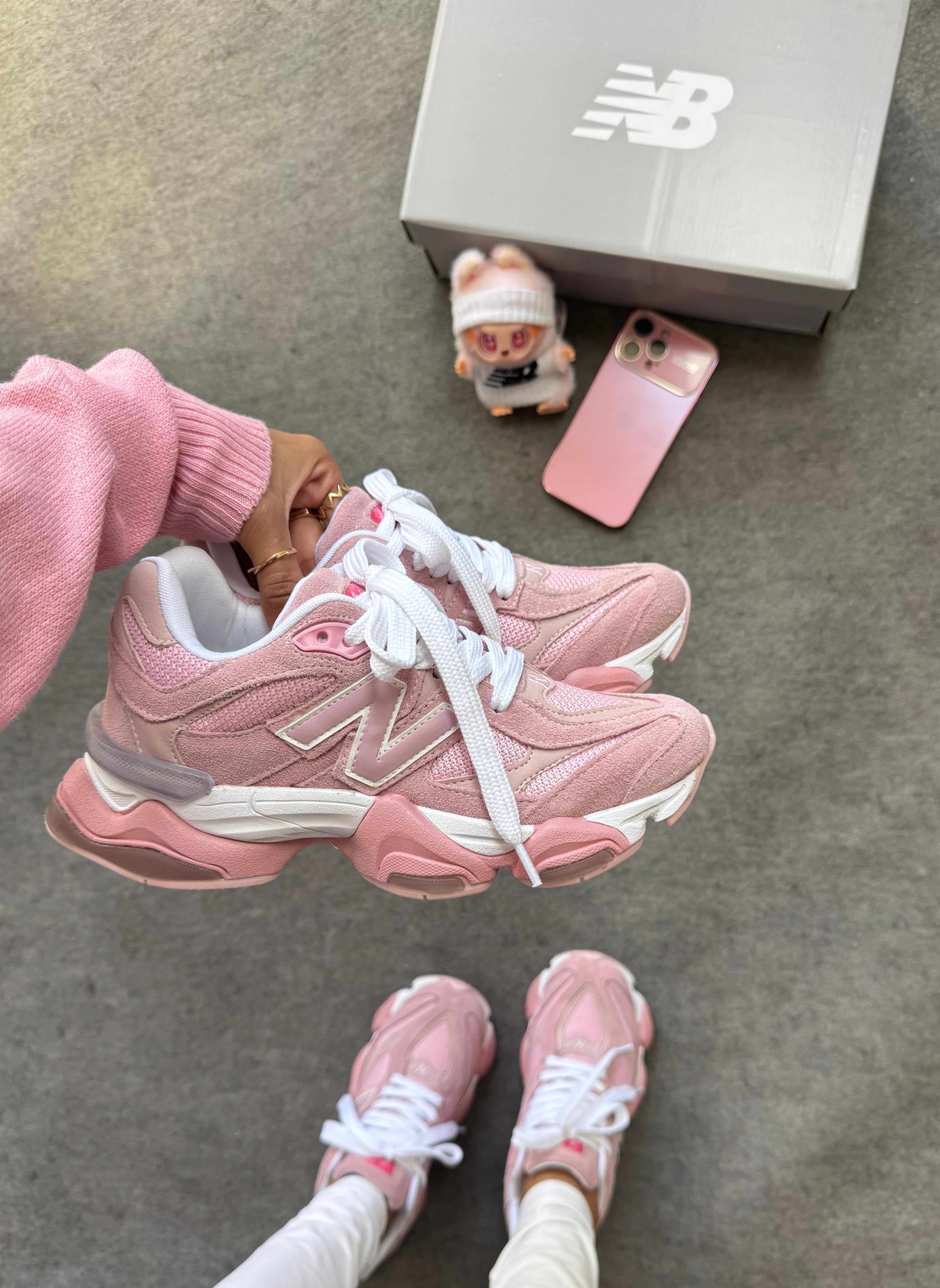 NB 9060 Rosa Couro