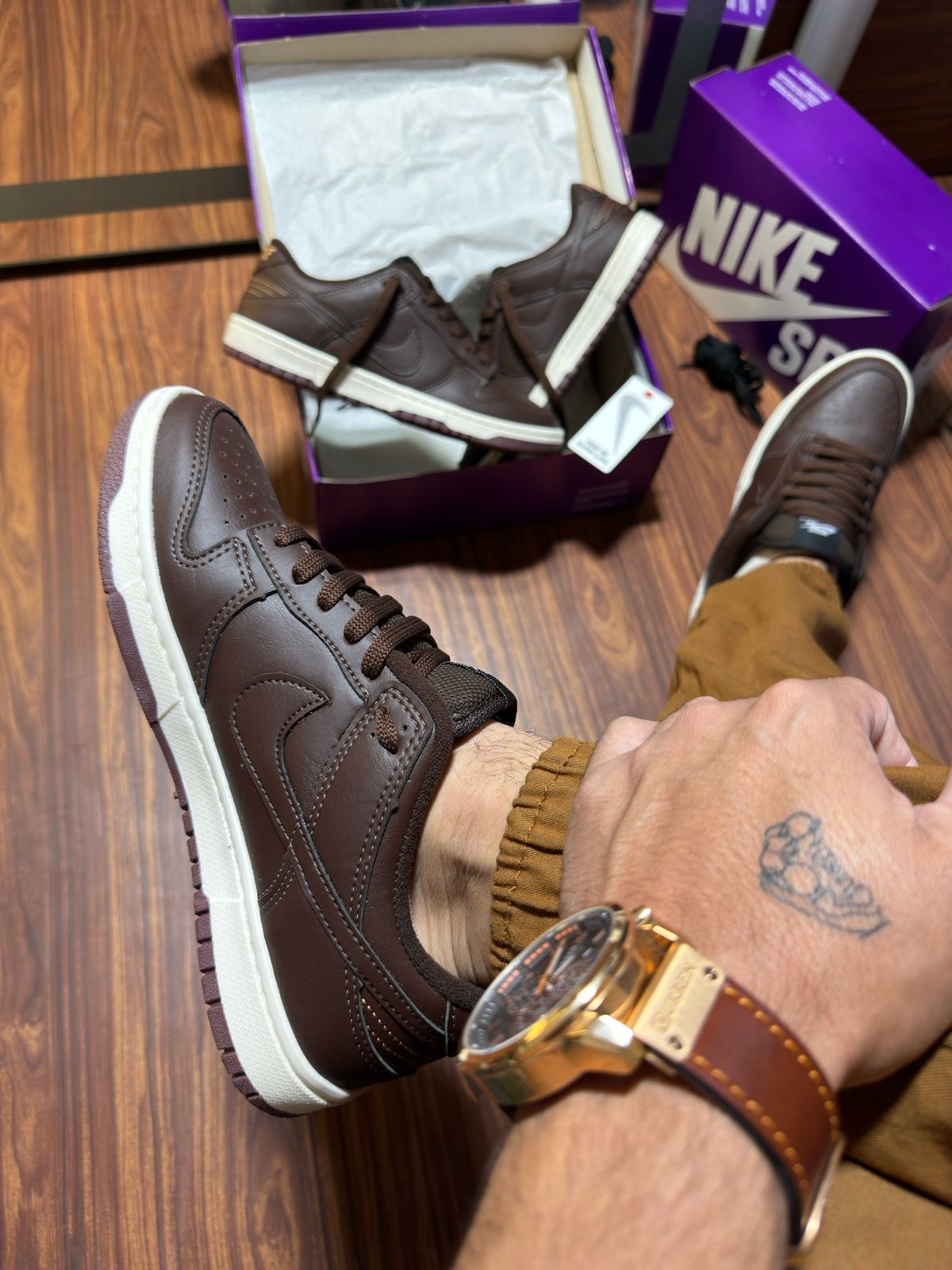 Dunk Low Marrom