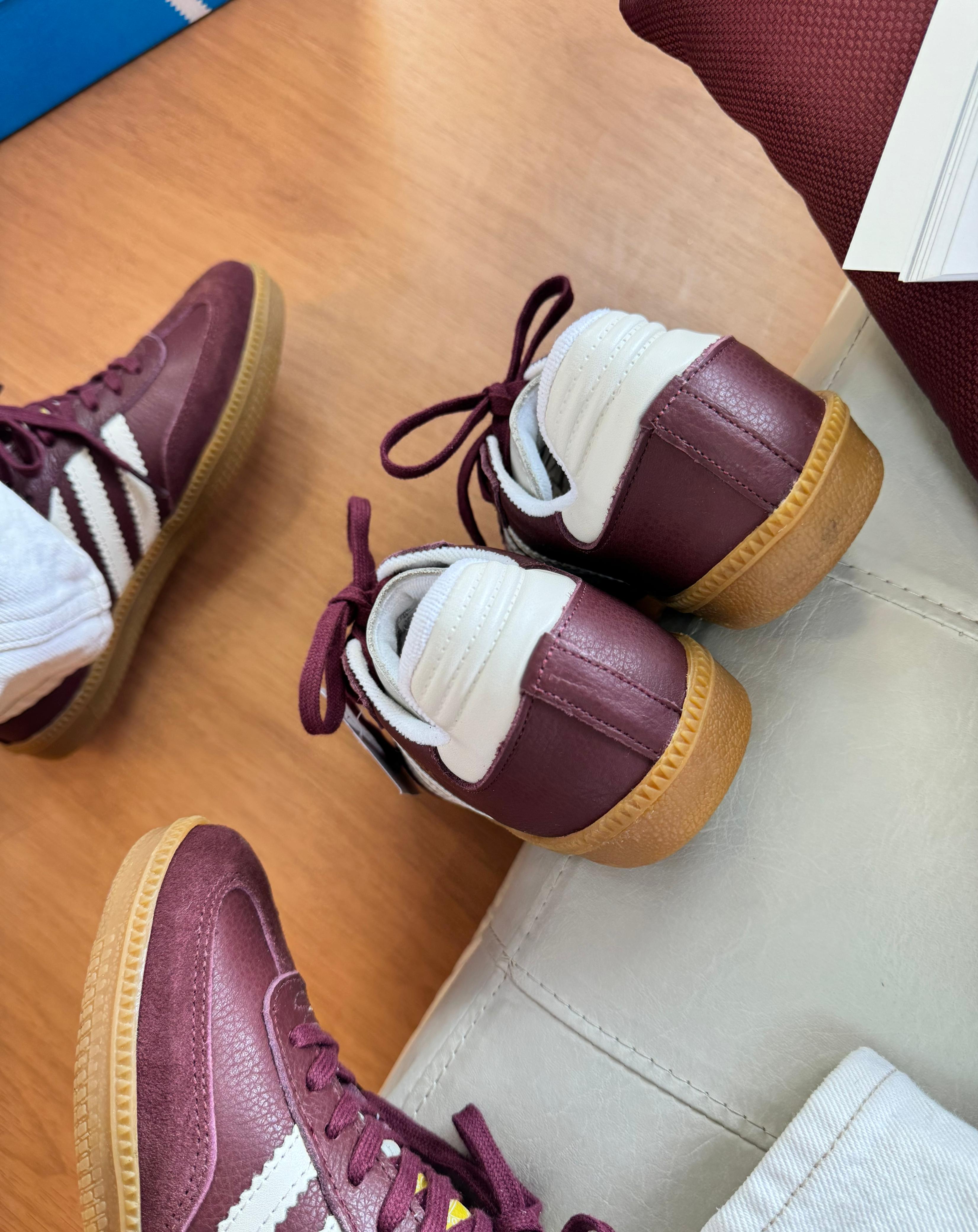 Samba OG Couro Cherry
