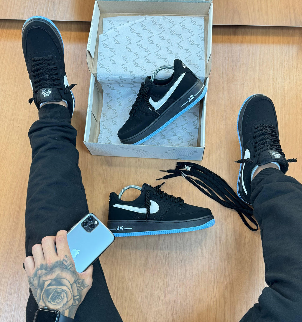 Nike Air Force Camurça Nobuk Preto/Azul