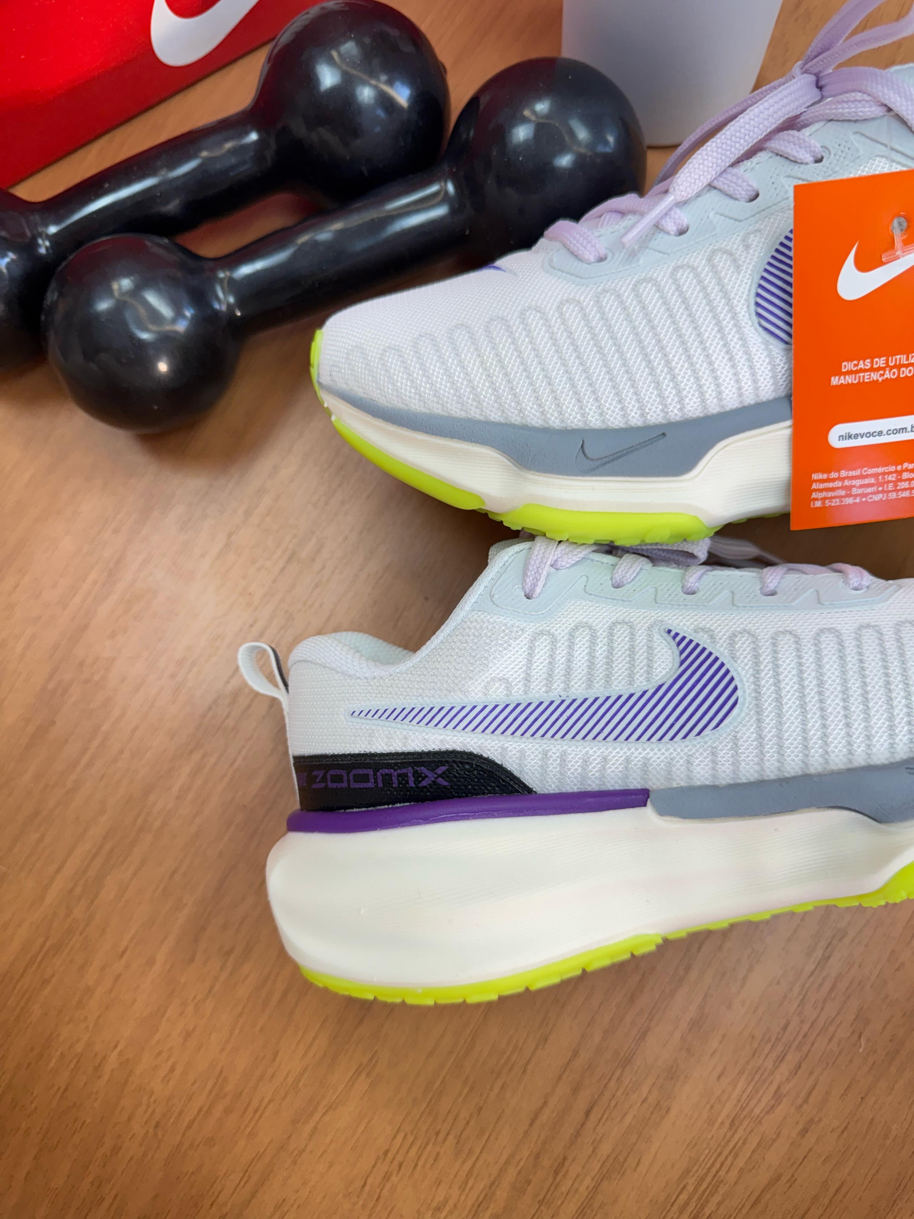 Invencible Run 3 Branco/Roxo