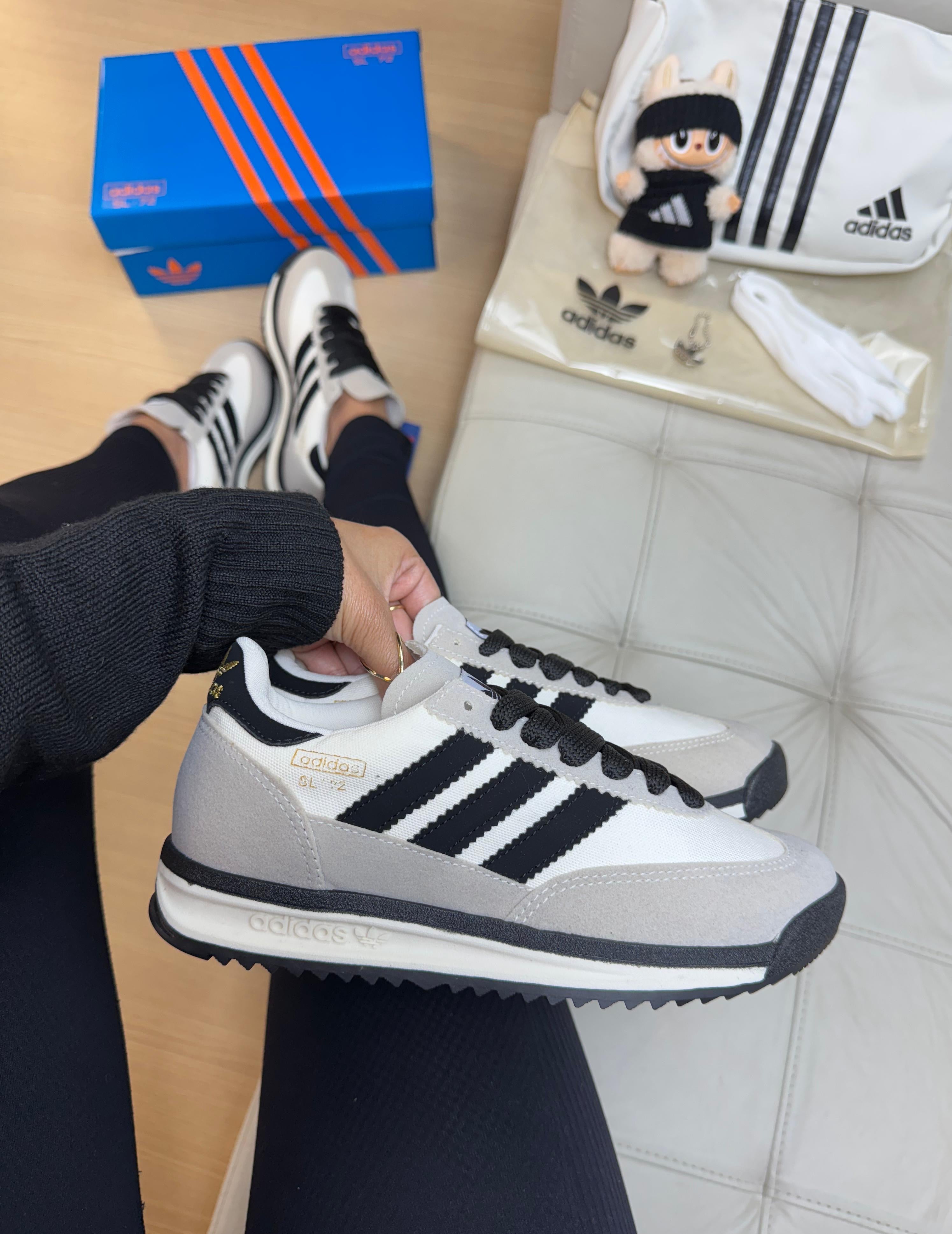 Adidas SL72 Branco/Preto