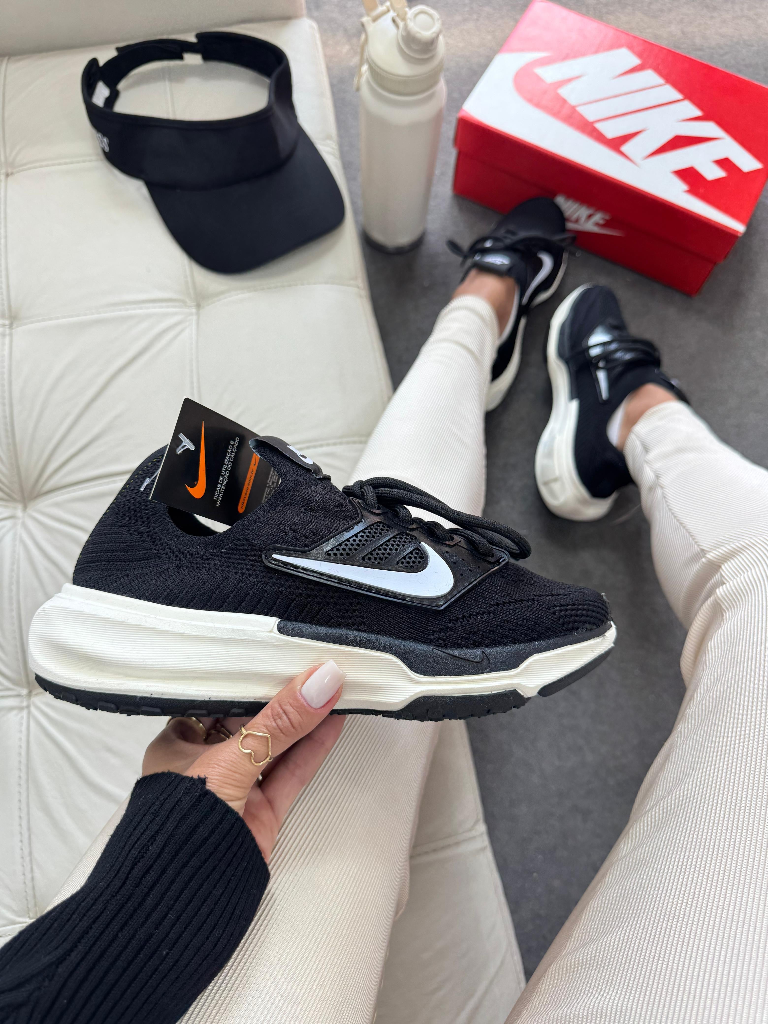 Nike Knit B3 Preto/Branco