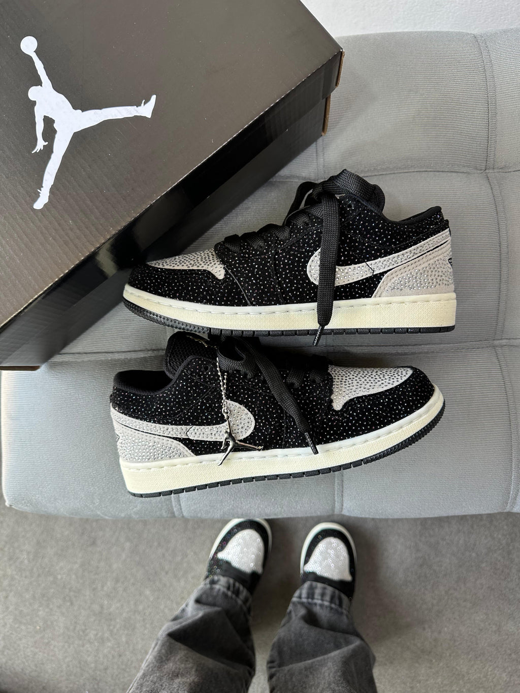 Jordan Low Strass Glow Preto