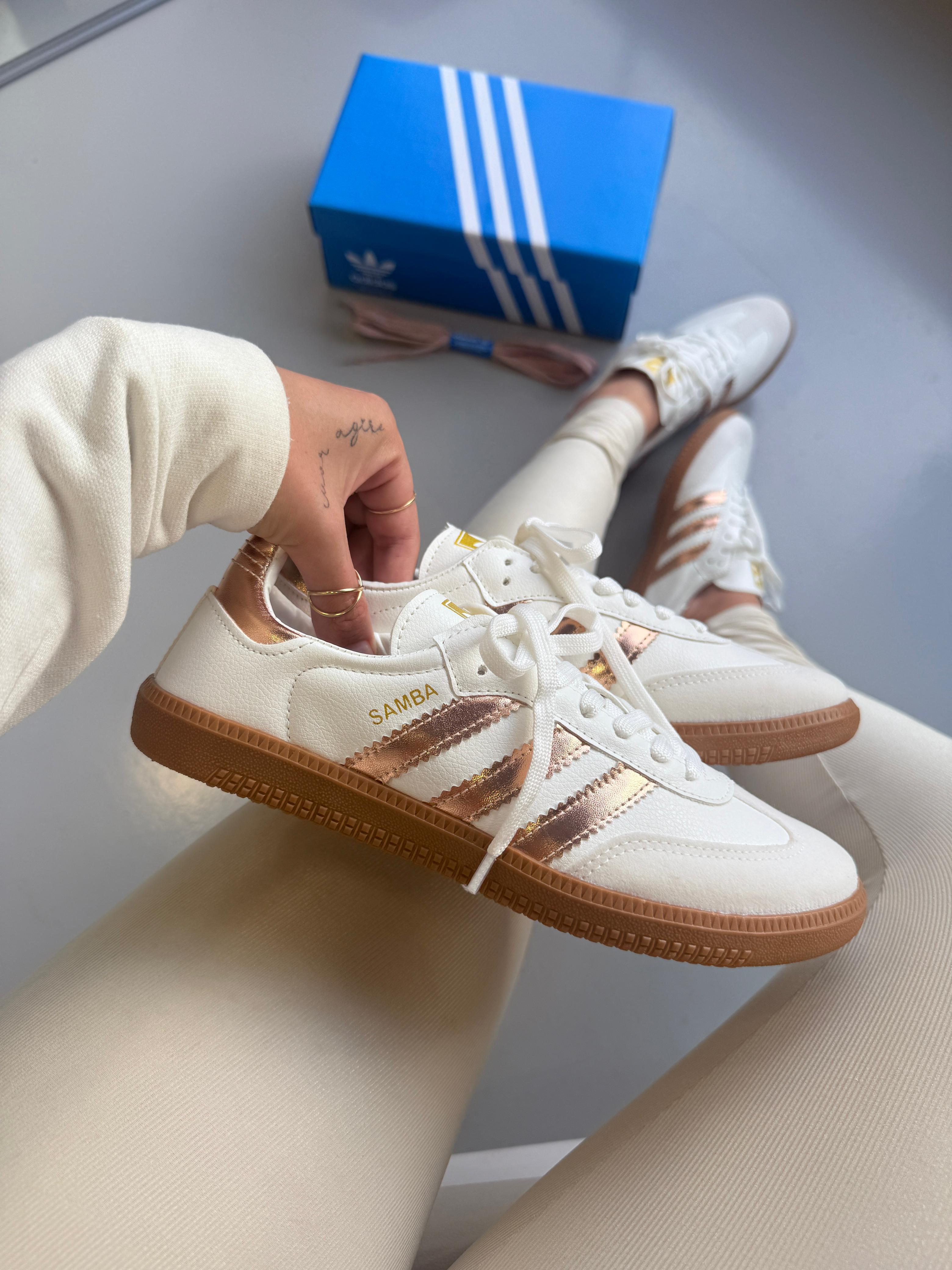 Samba OG  Branco / Rose metálico