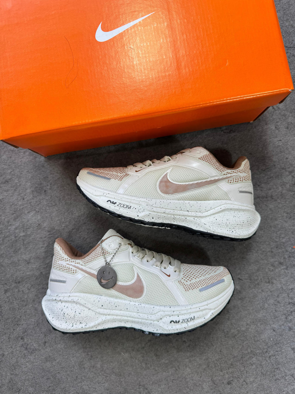 Nike Air Zoom Pegasus Off/Chocolate