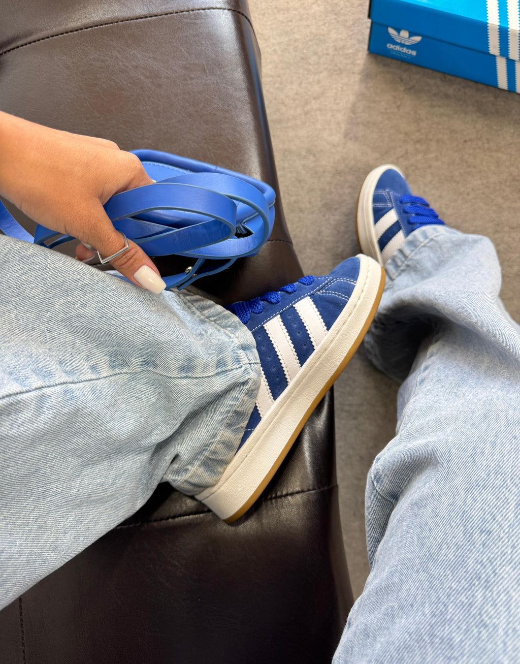 Campus 00 Royal/Branco