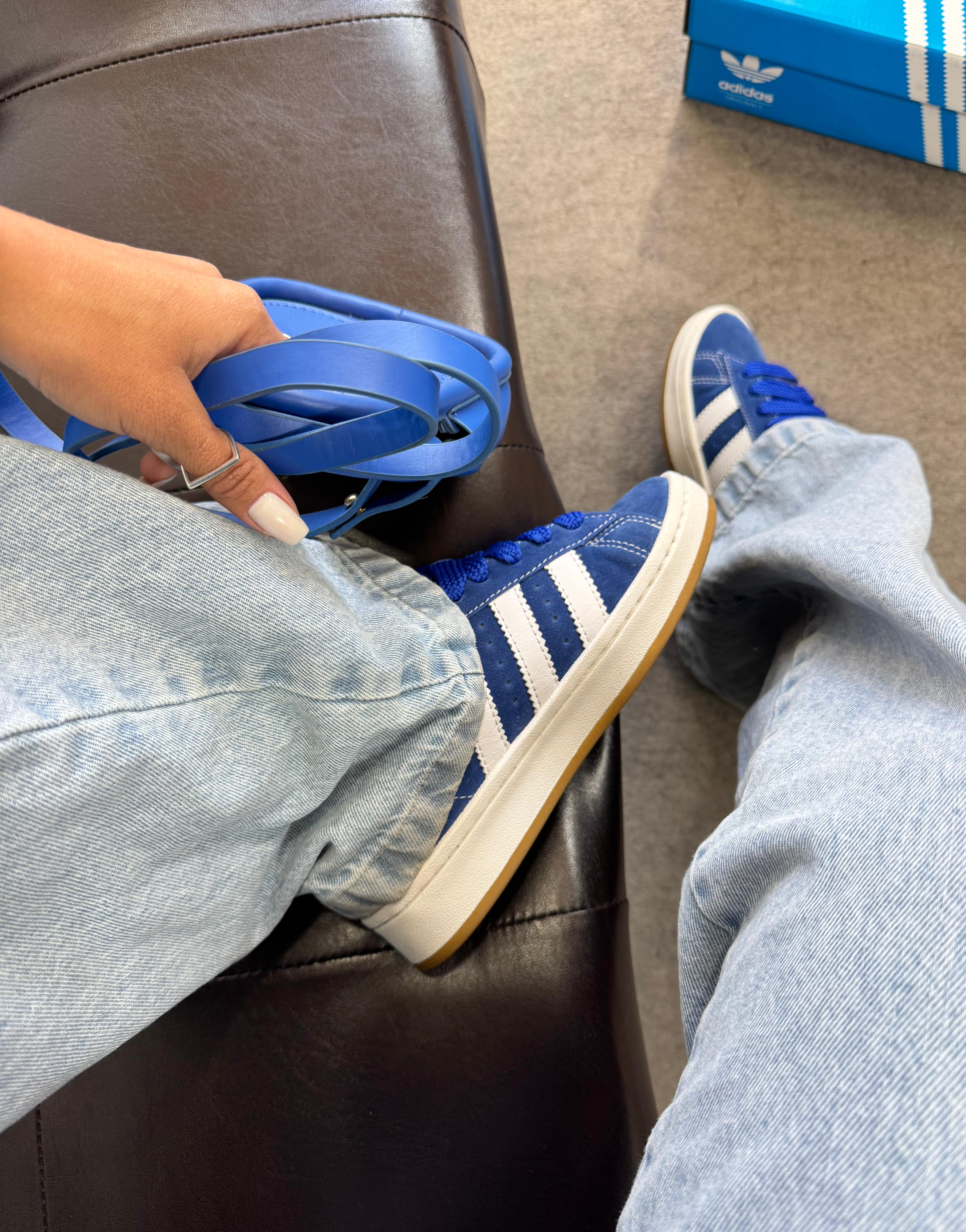 Campus 00 Royal/Branco