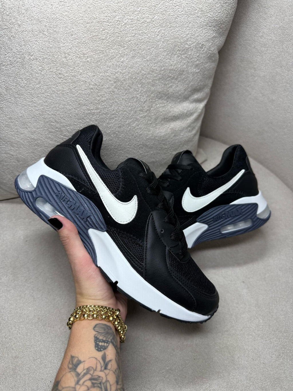 Nike Air Max Excee  Preto / Branco