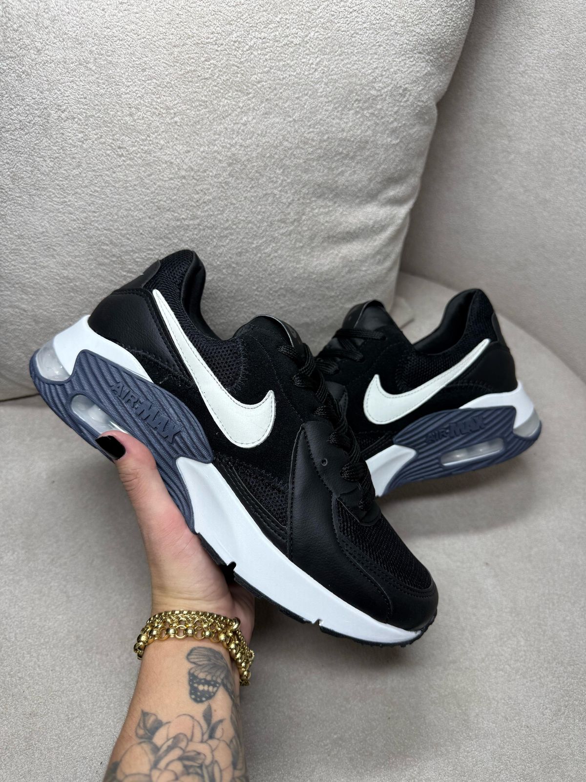 Nike Air Max Excee  Preto / Branco