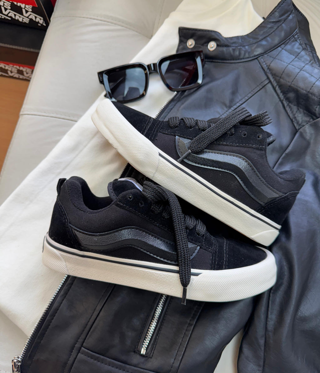 Vns Old Knu preto/off