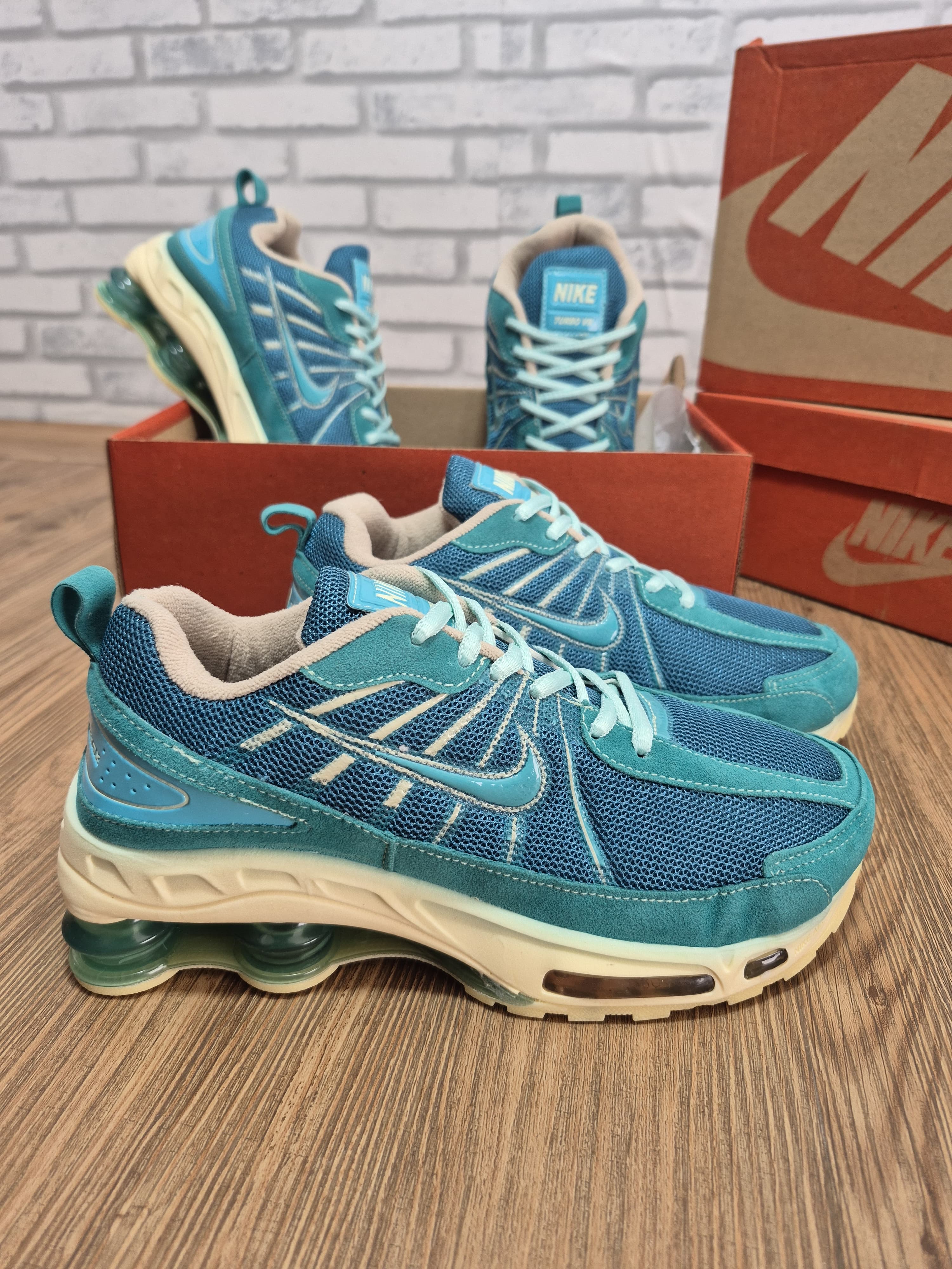 Nike Shox Turbo VII Verde Água