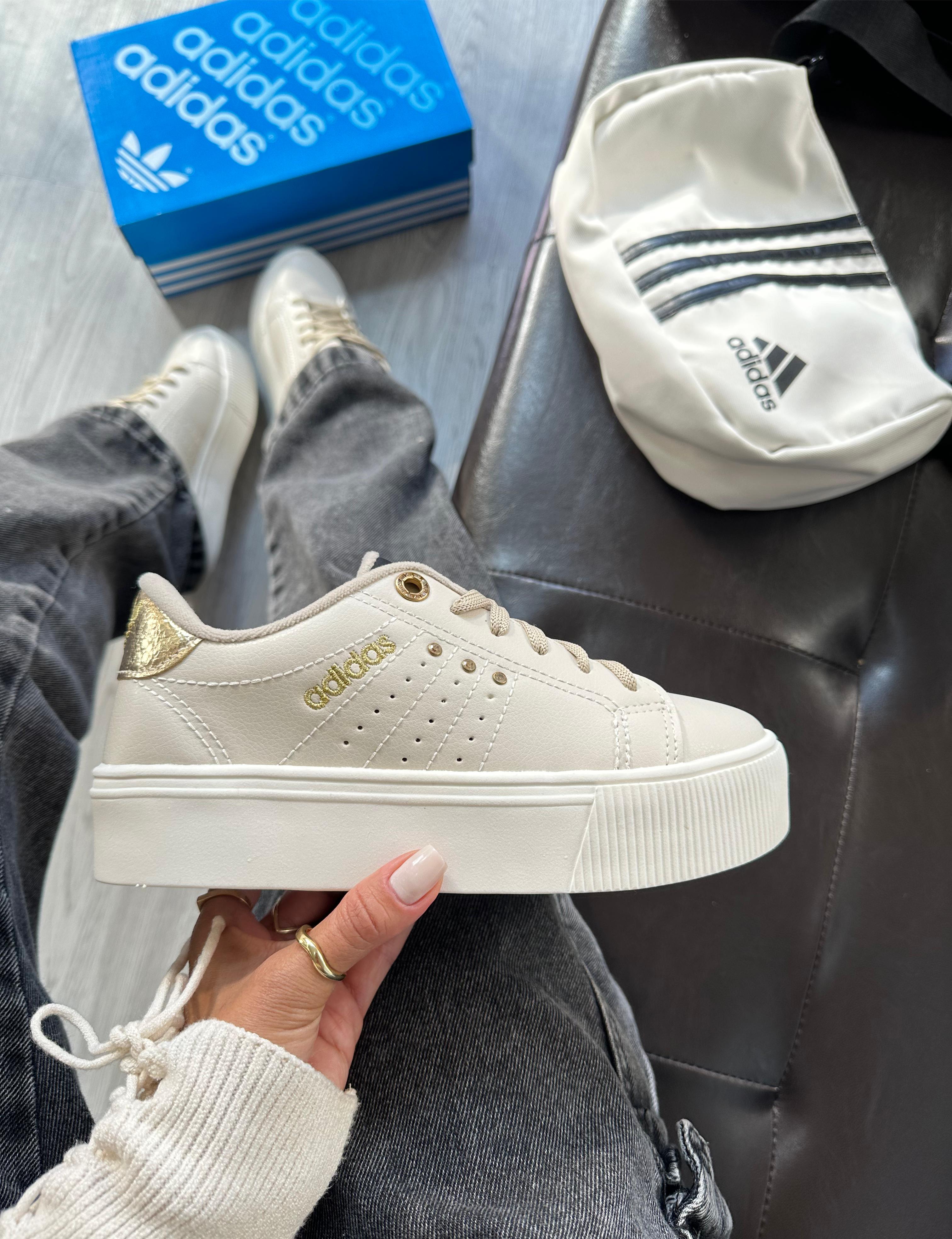 Adidas Plataforma Lux Off/Ouro