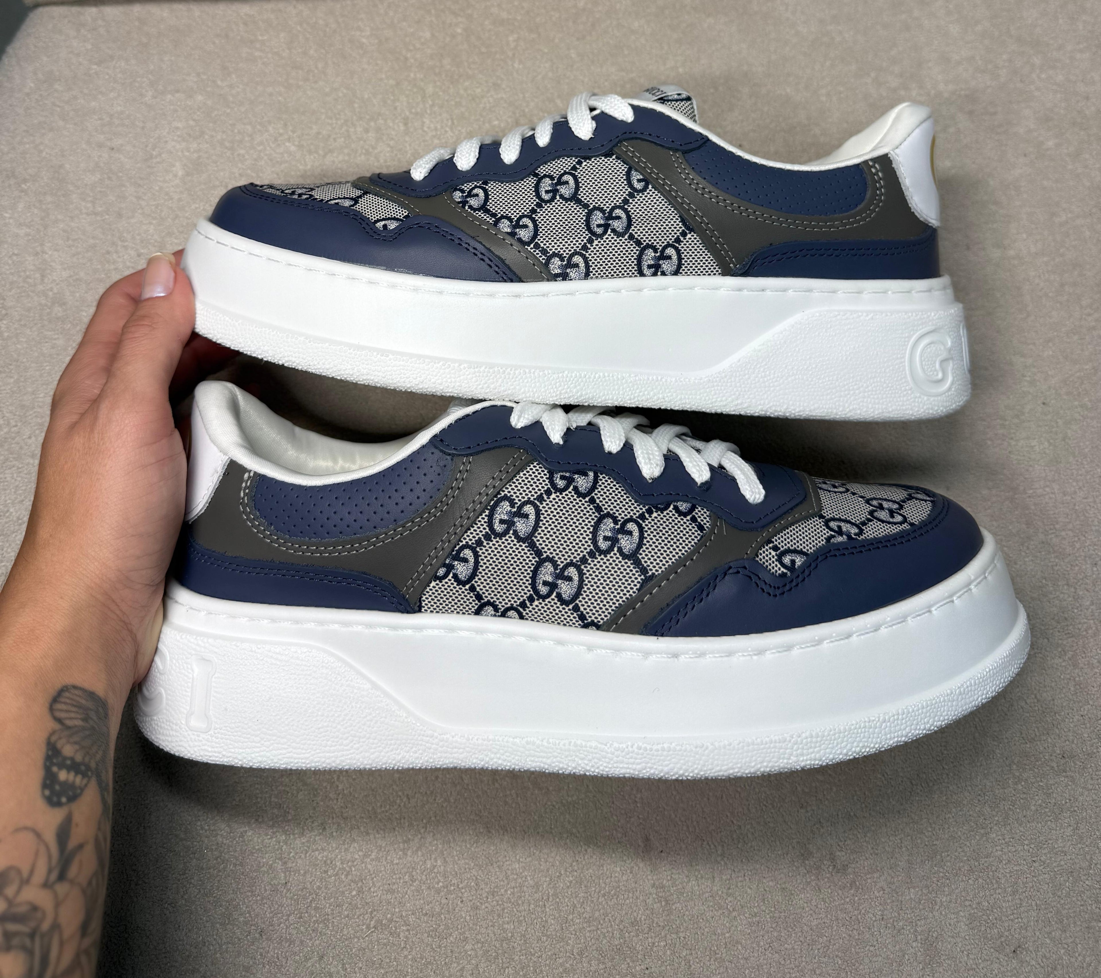 Gucci Branco/Preto/Royal
