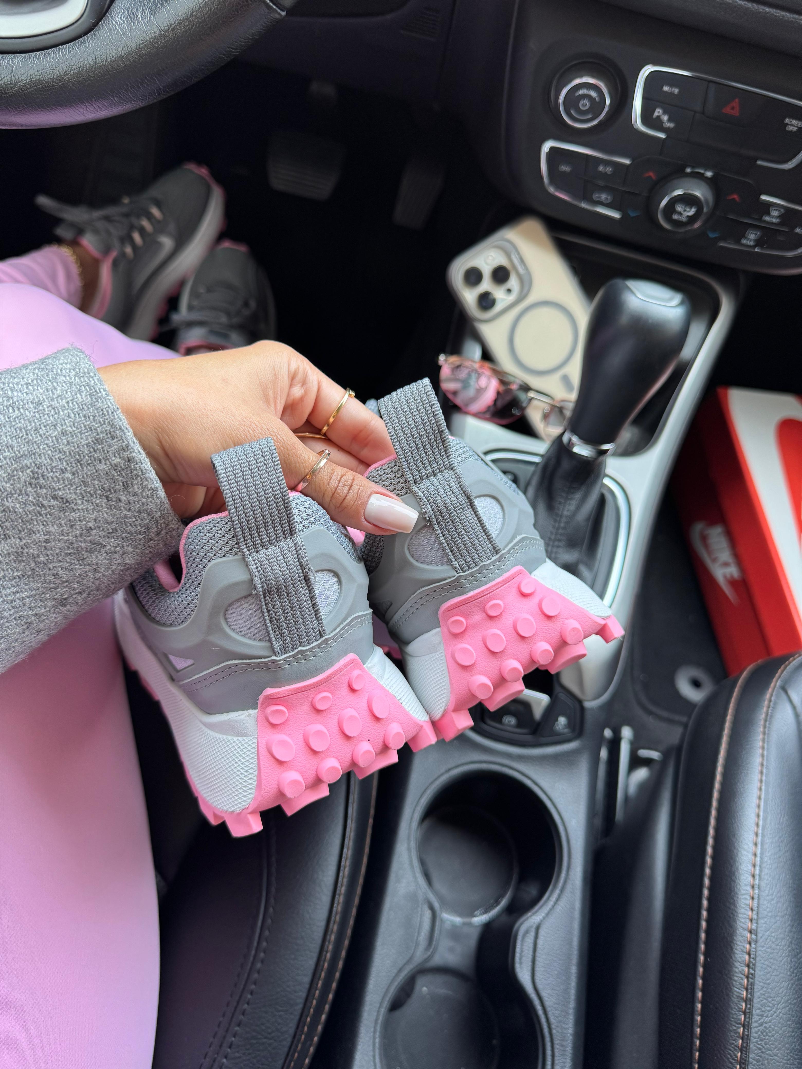 Nike Air Max Bailelli Cinza/Rosa