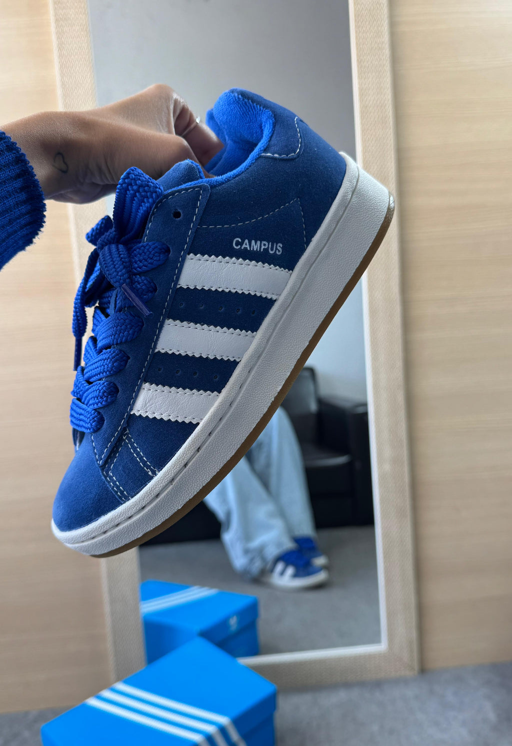 Campus 00 Royal/Branco