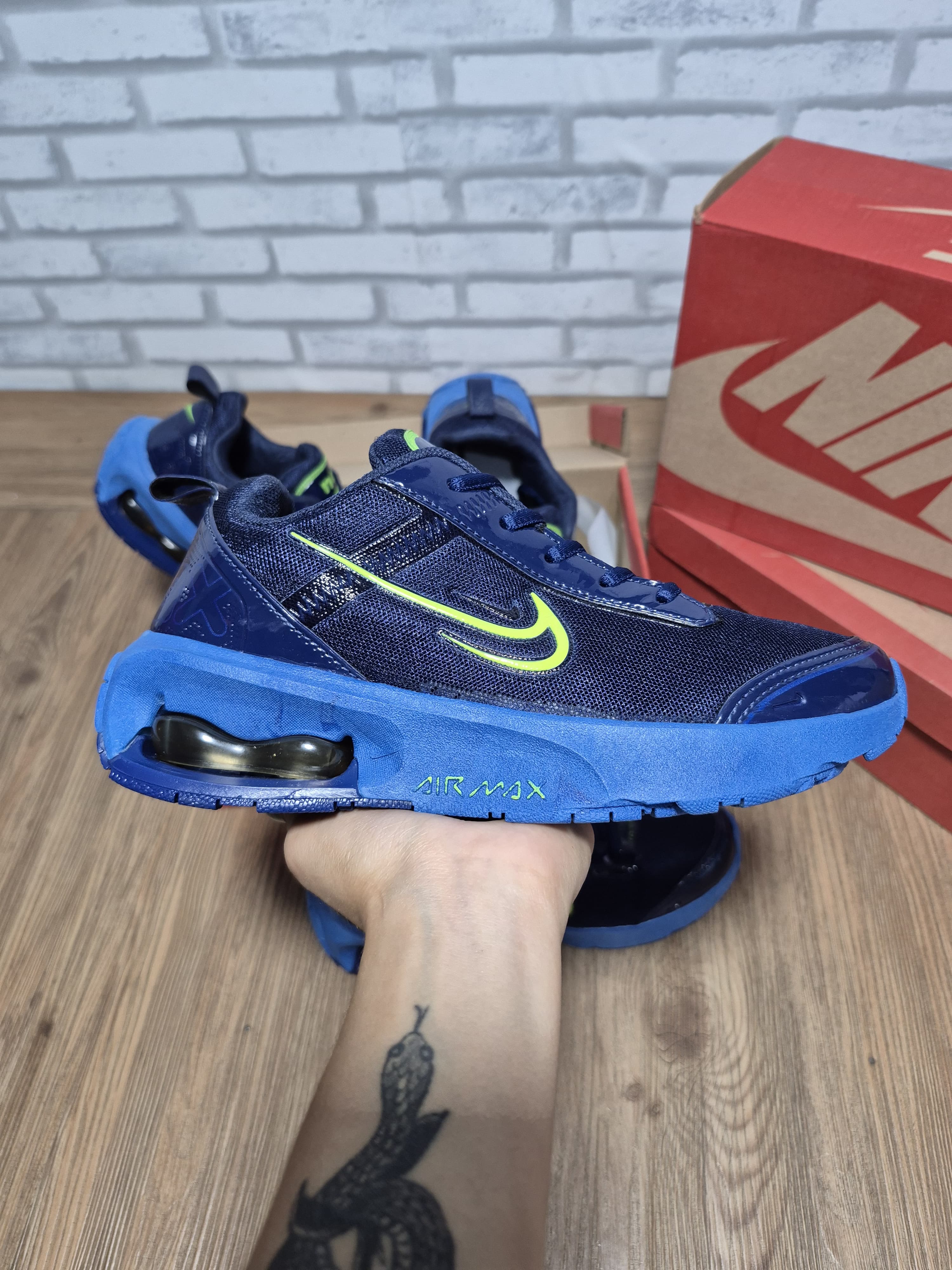 Nike Air Max Intrlk Azul Royal