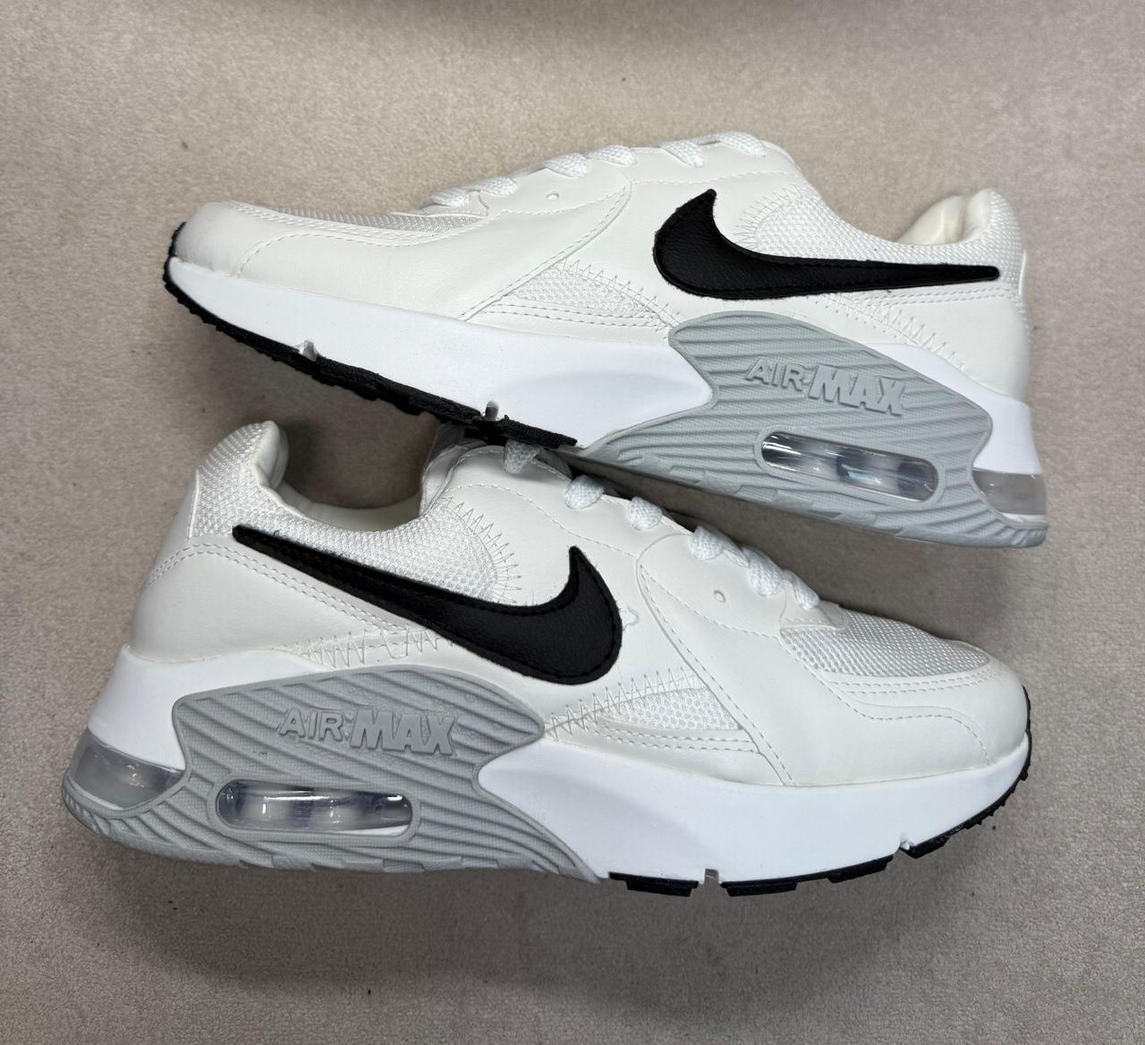 Nike Air Max Excee Branco/ Cinza