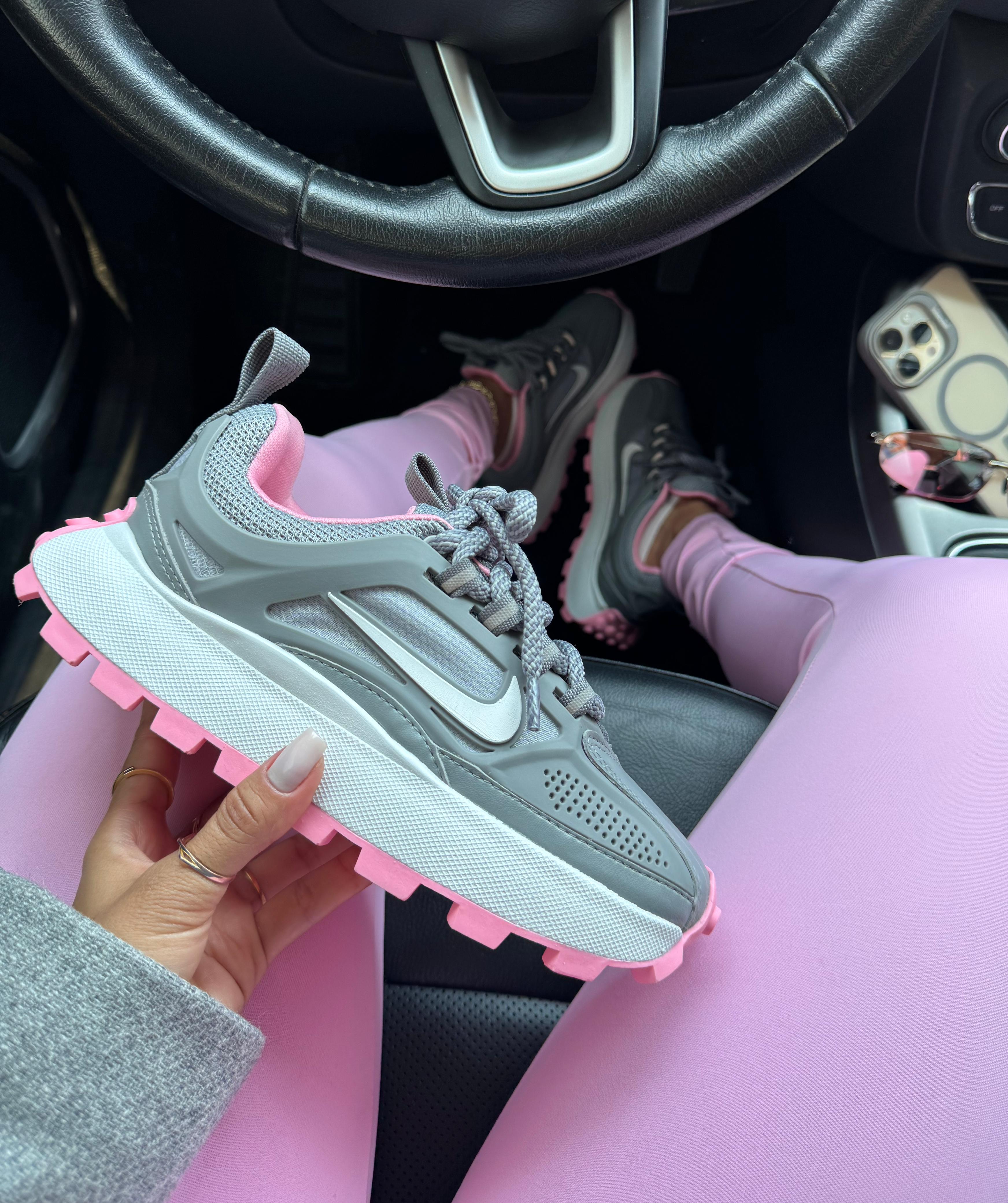 Nike Air Max Bailelli Cinza/Rosa