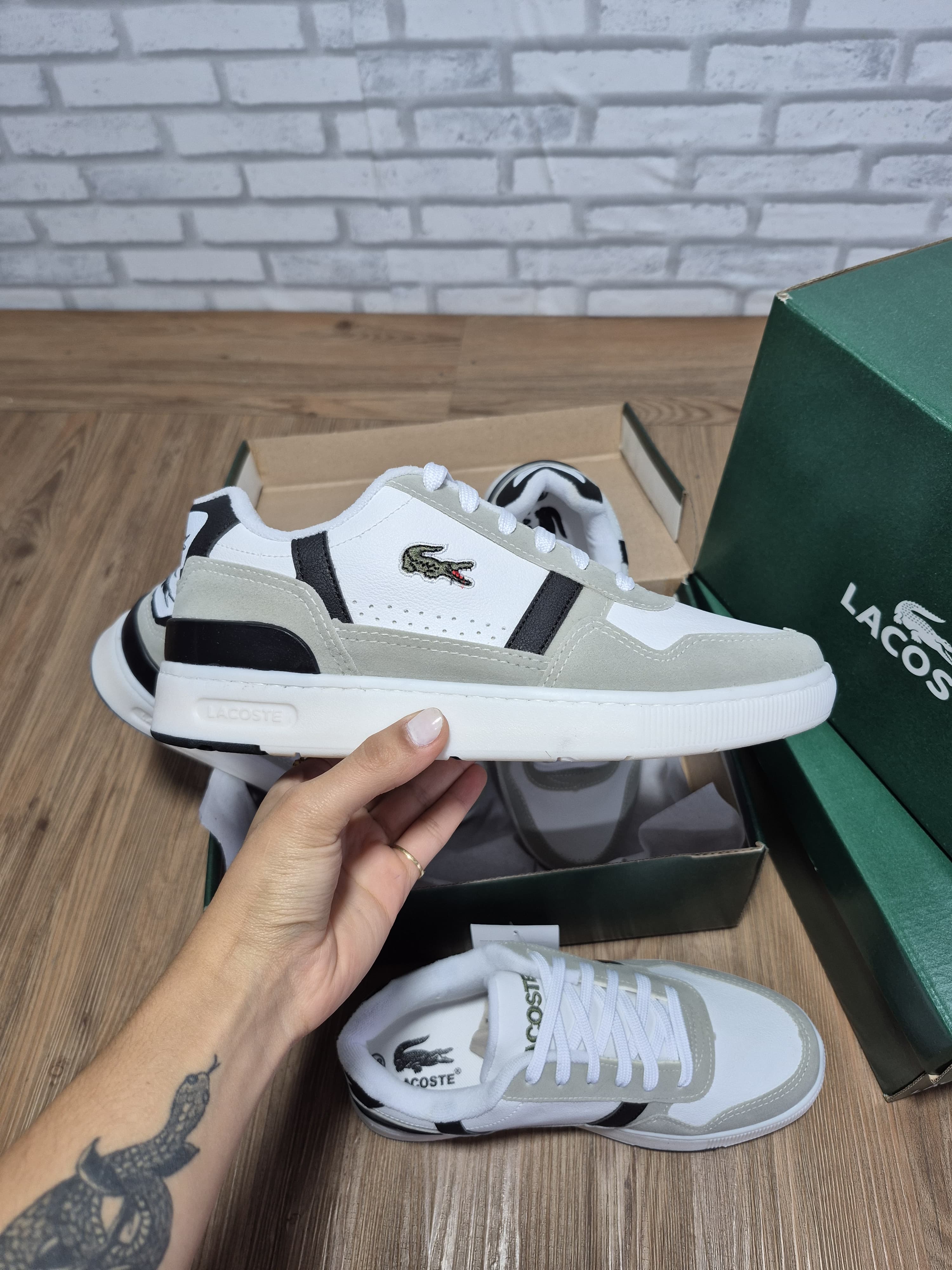Adidas Drop Astro Branco/Preto