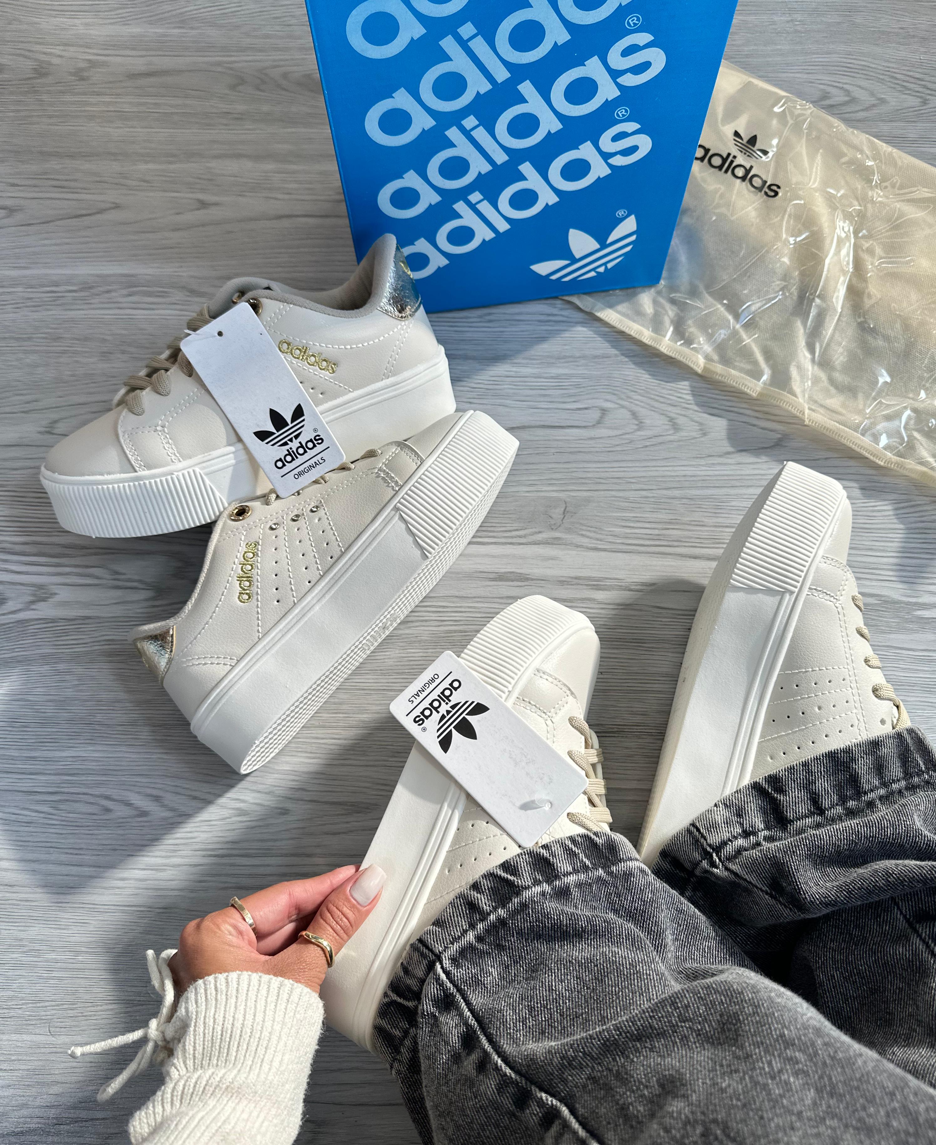 Adidas Plataforma Lux Off/Ouro