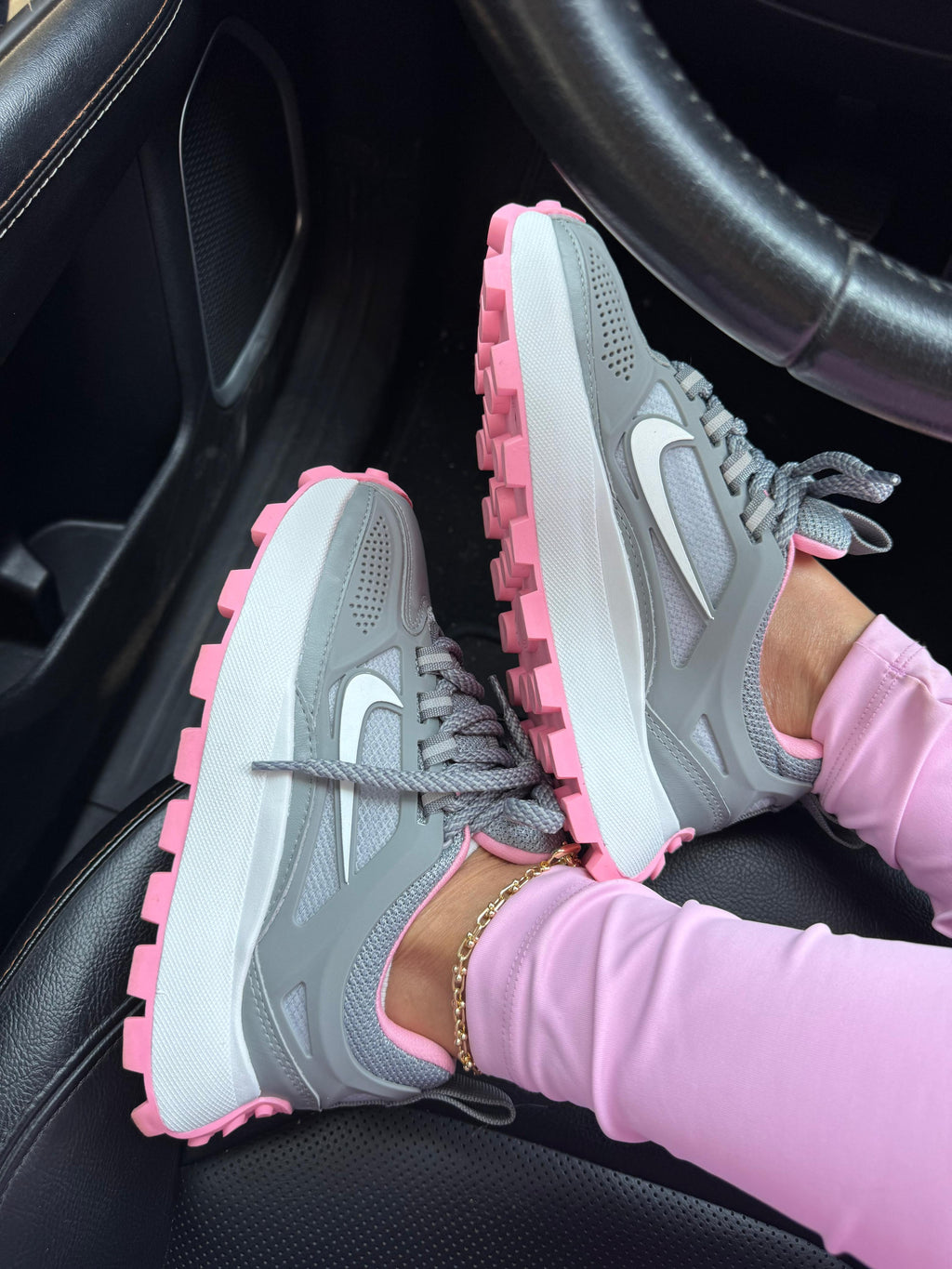 Nike Air Max Bailelli Cinza/Rosa