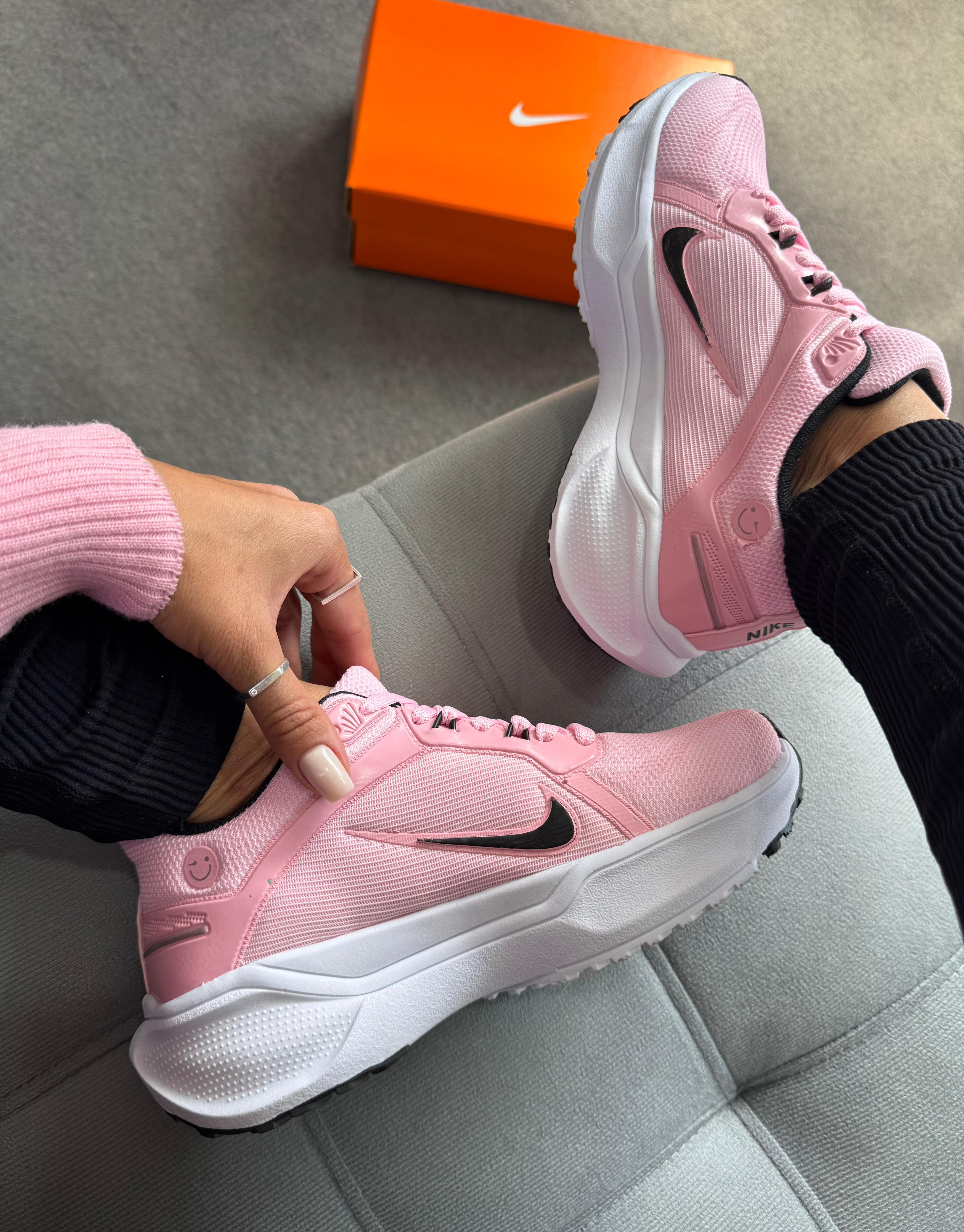 Nike Air Zoom Pegasus rosa claro