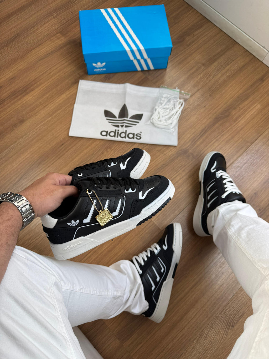 Adidas Drop Astro Preto / Branco