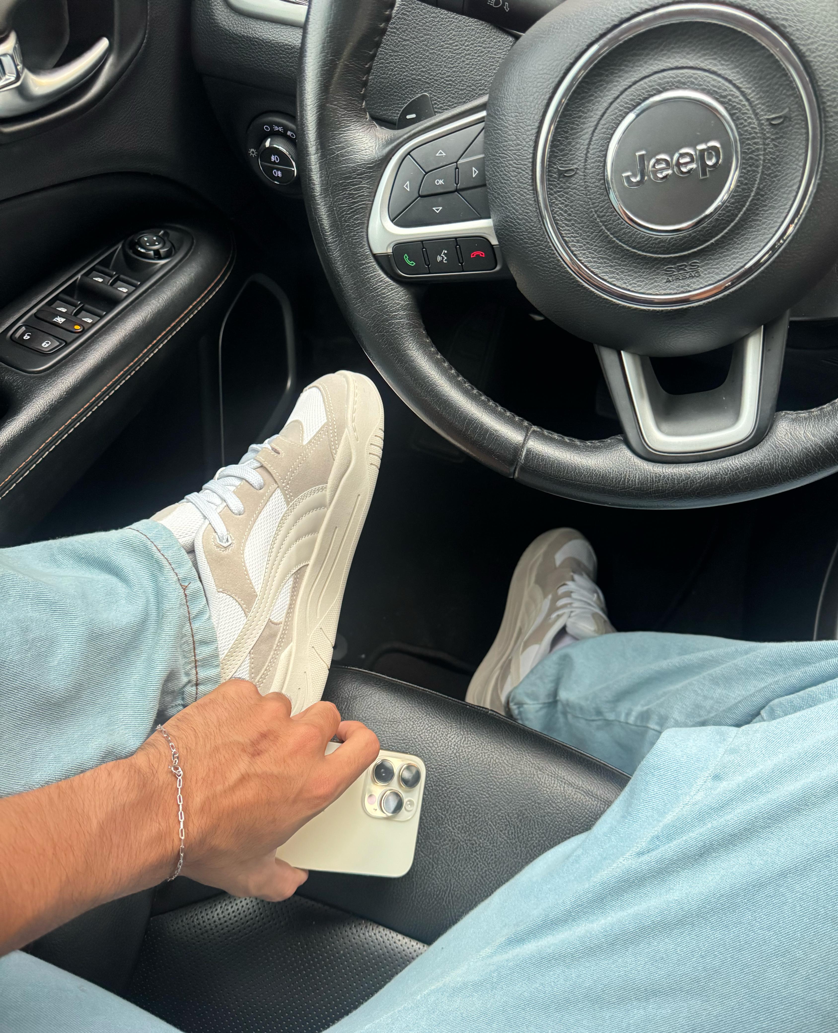 New Balance 327 Branco/ off