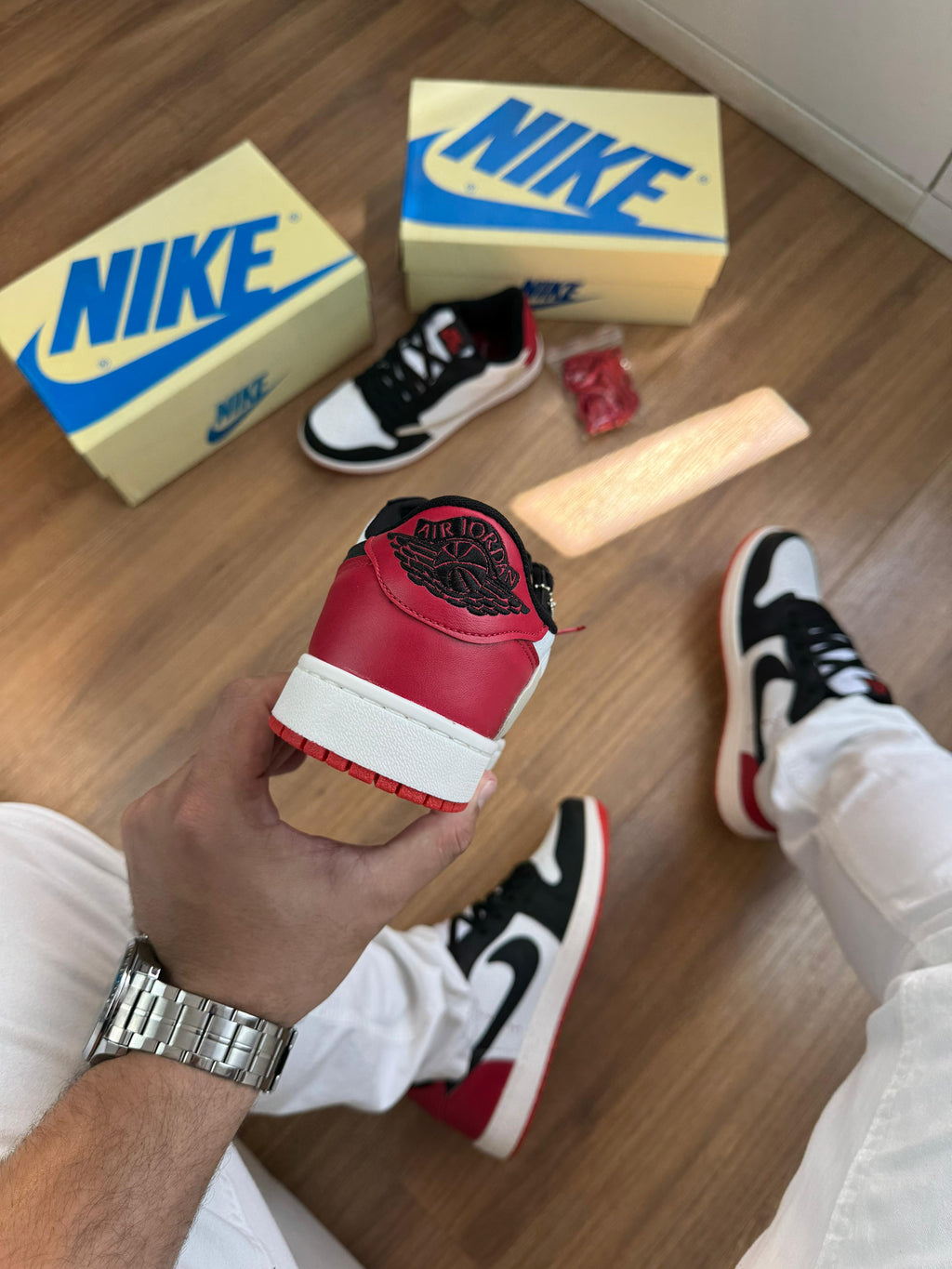 Nike Air Jordan 1 Low x Travis Scott